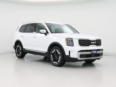 White 2023 Kia Telluride S