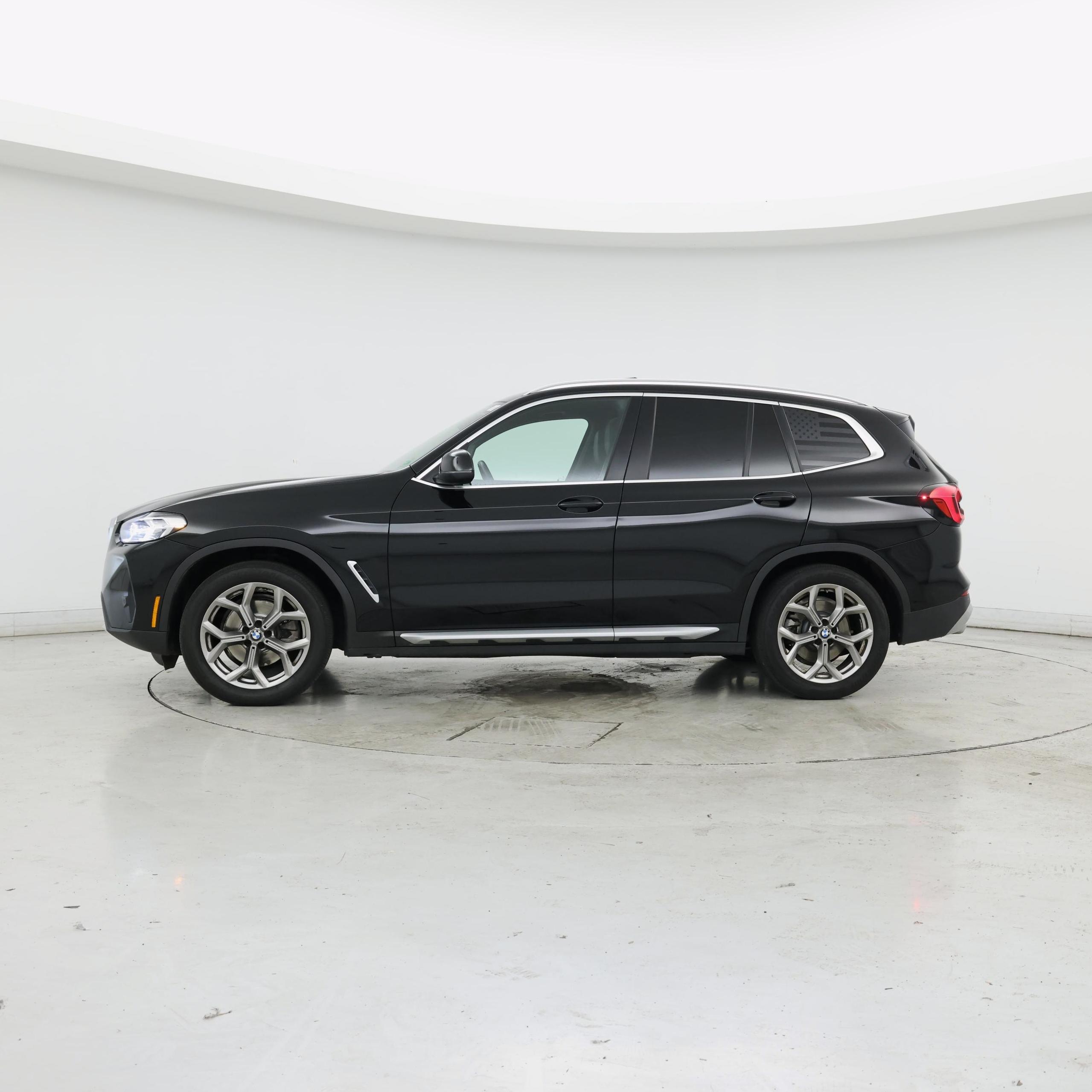 Thumbnail: 2022 BMW X3 - 3