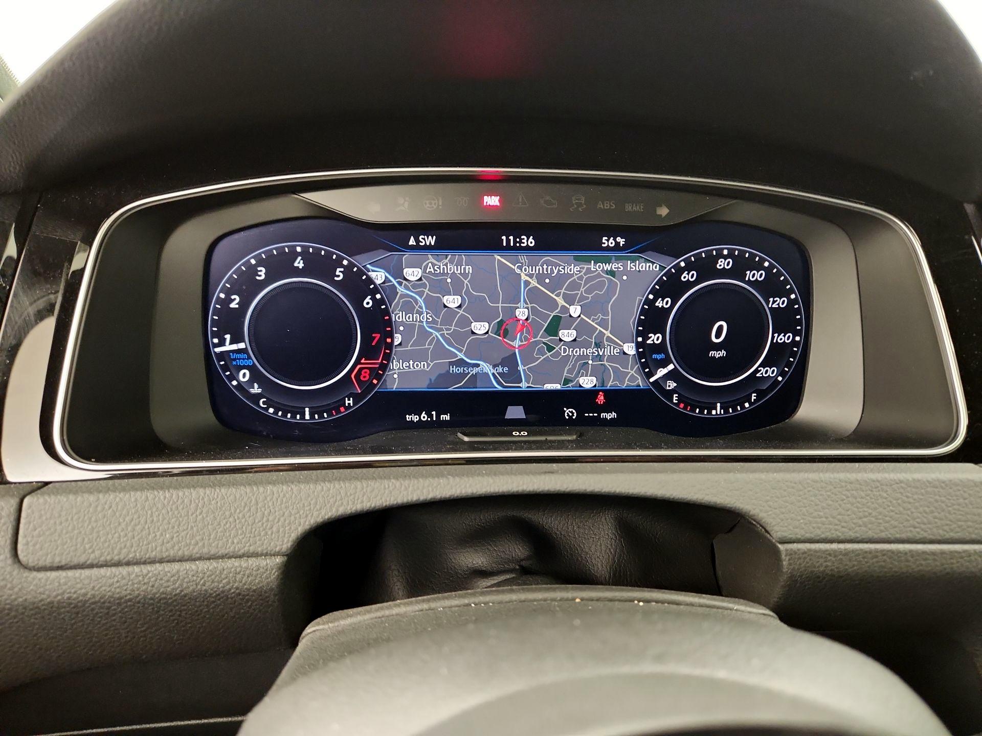 Thumbnail: 2018 Volkswagen Golf - 14