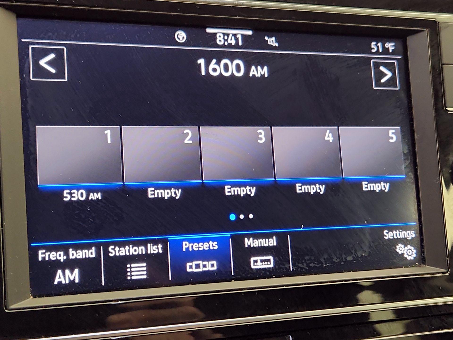 Thumbnail: 2023 Volkswagen Tiguan - 15