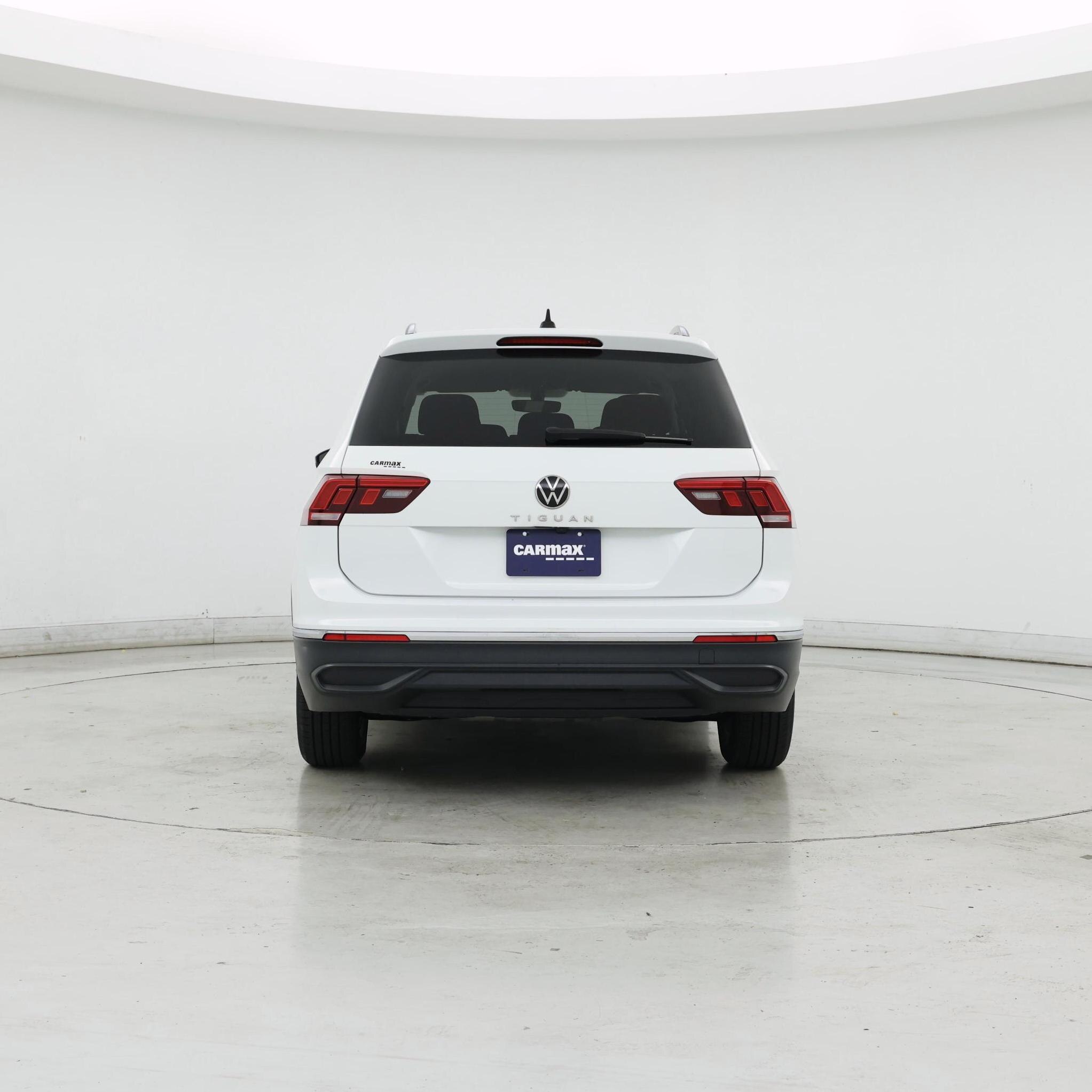 Thumbnail: 2023 Volkswagen Tiguan - 6