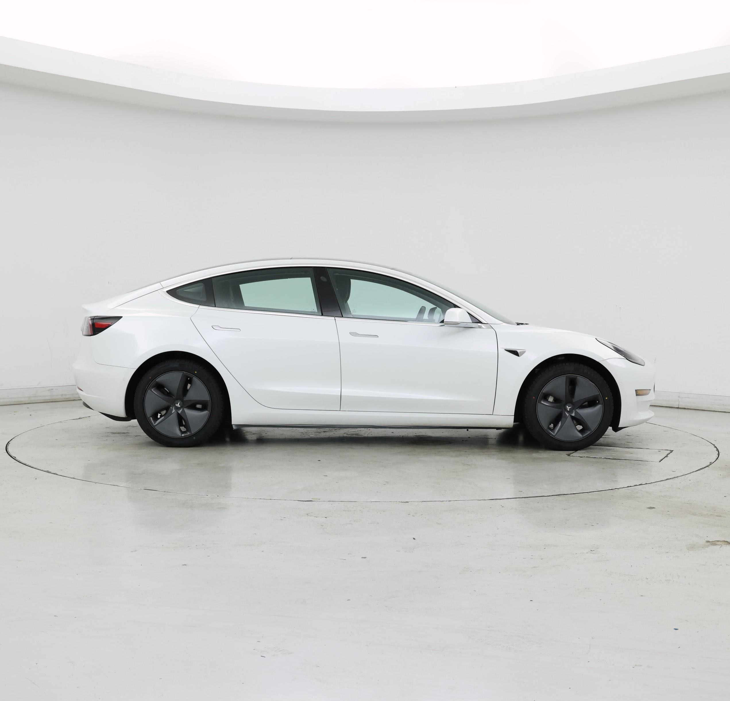 Thumbnail: 2019 Tesla Model 3 - 7