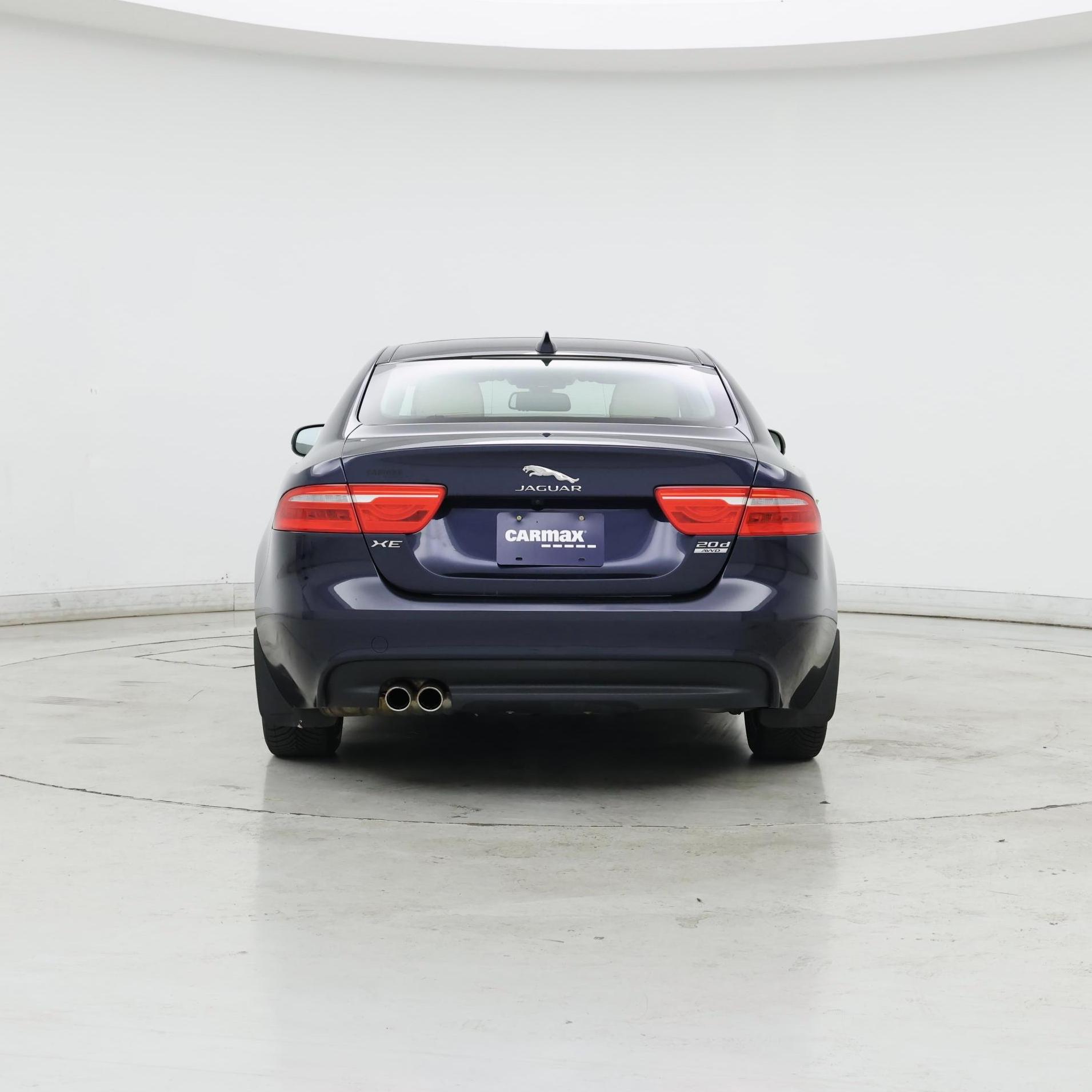 Thumbnail: 2017 Jaguar XE - 6