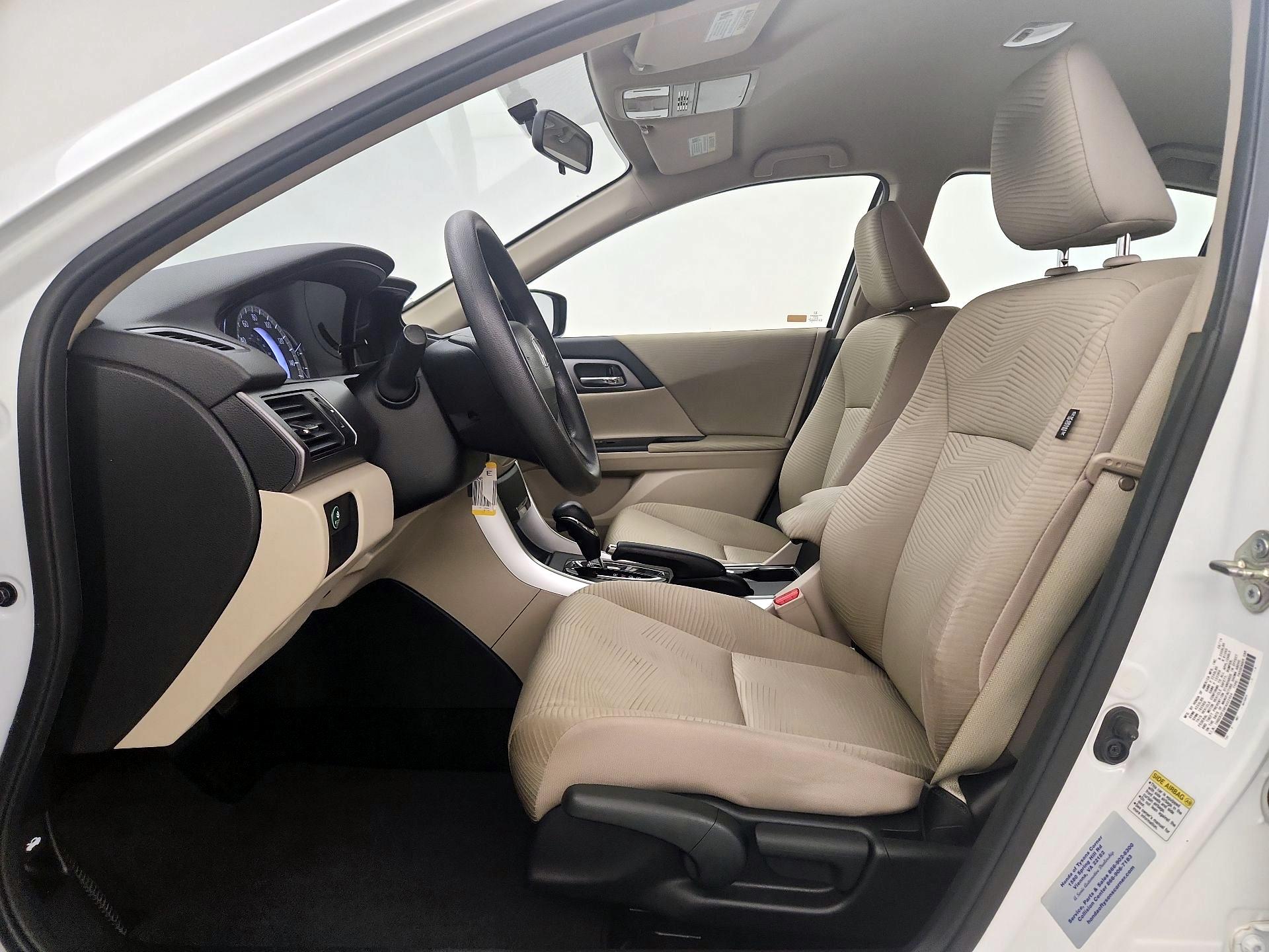 Thumbnail: 2015 Honda Accord - 11