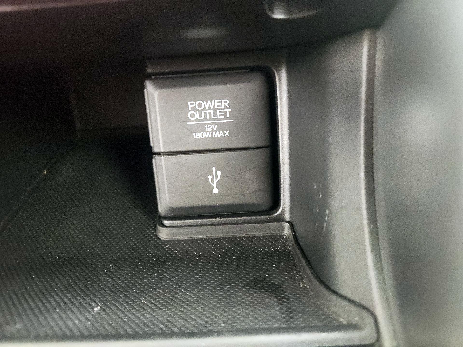 Thumbnail: 2015 Honda Accord - 18