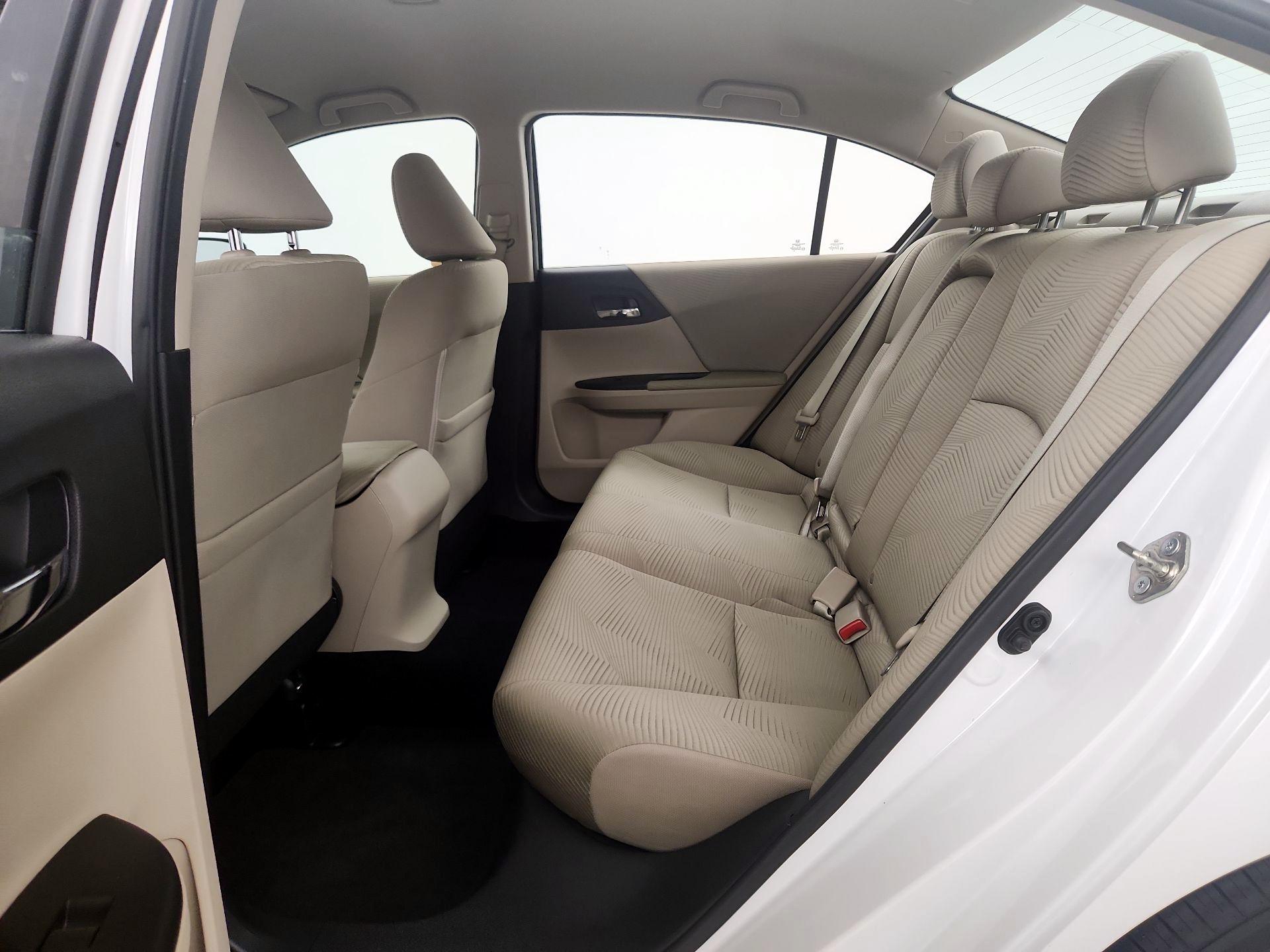 Thumbnail: 2015 Honda Accord - 19