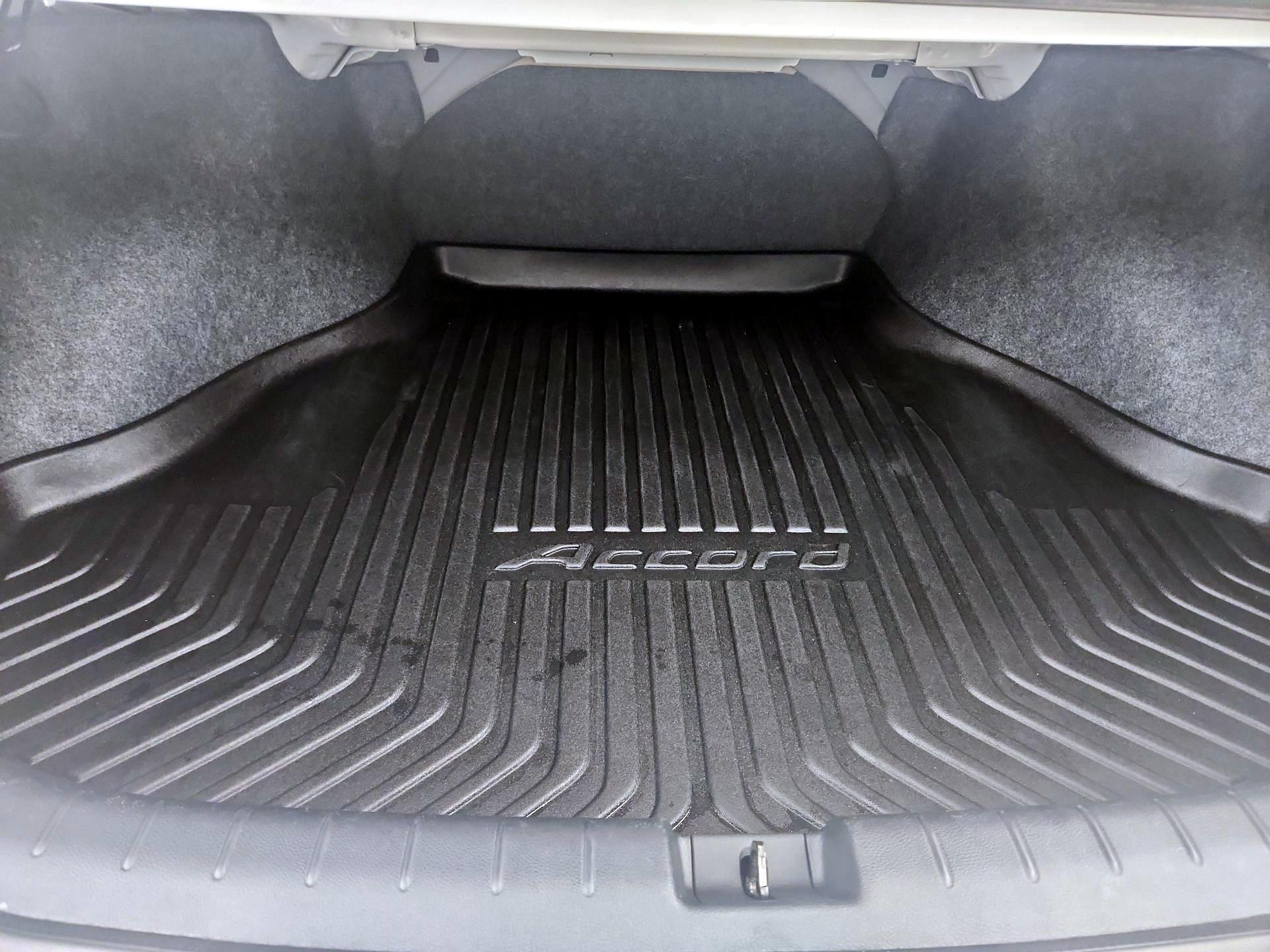 Thumbnail: 2015 Honda Accord - 20