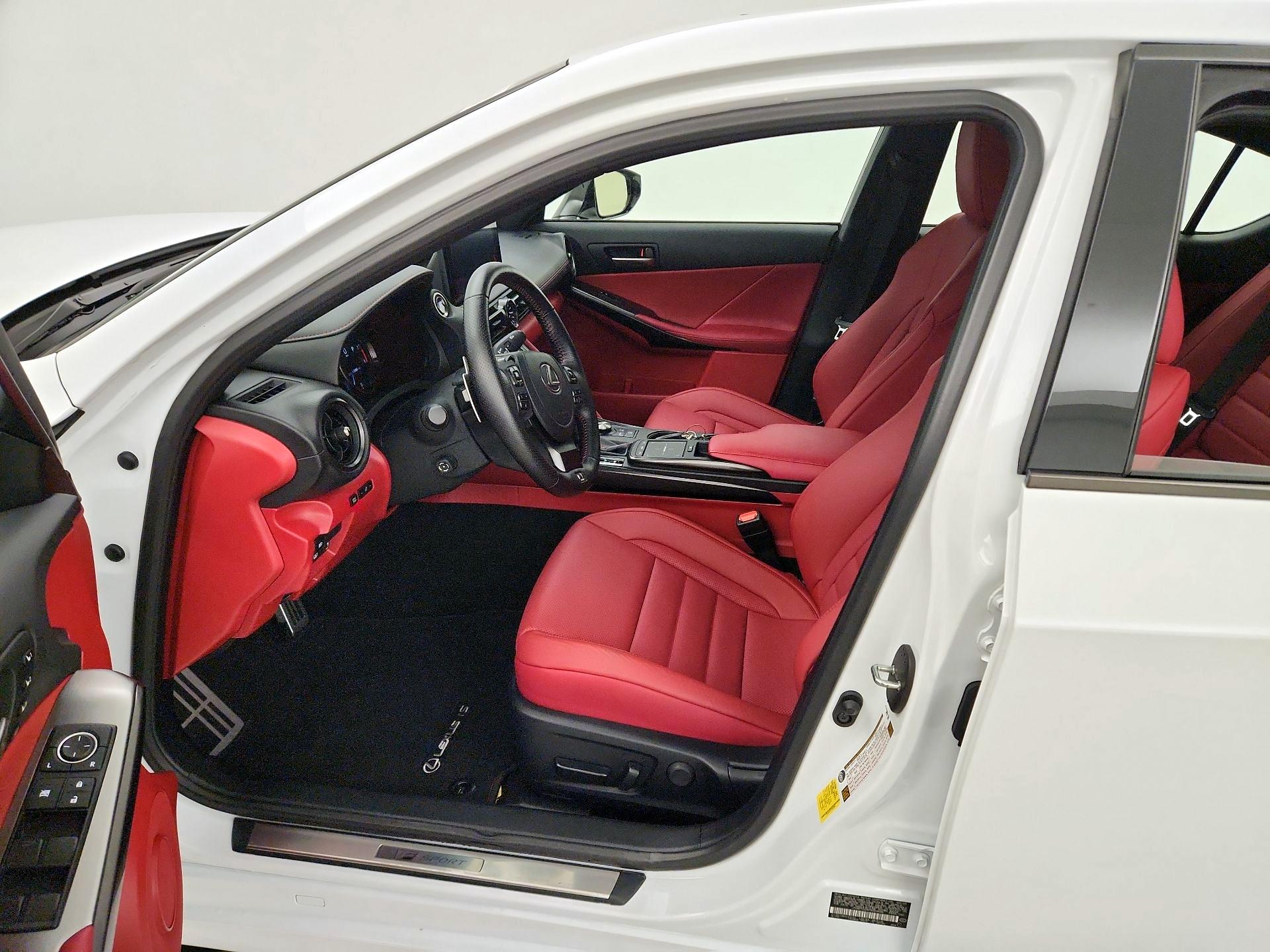 Thumbnail: 2023 Lexus IS - 11