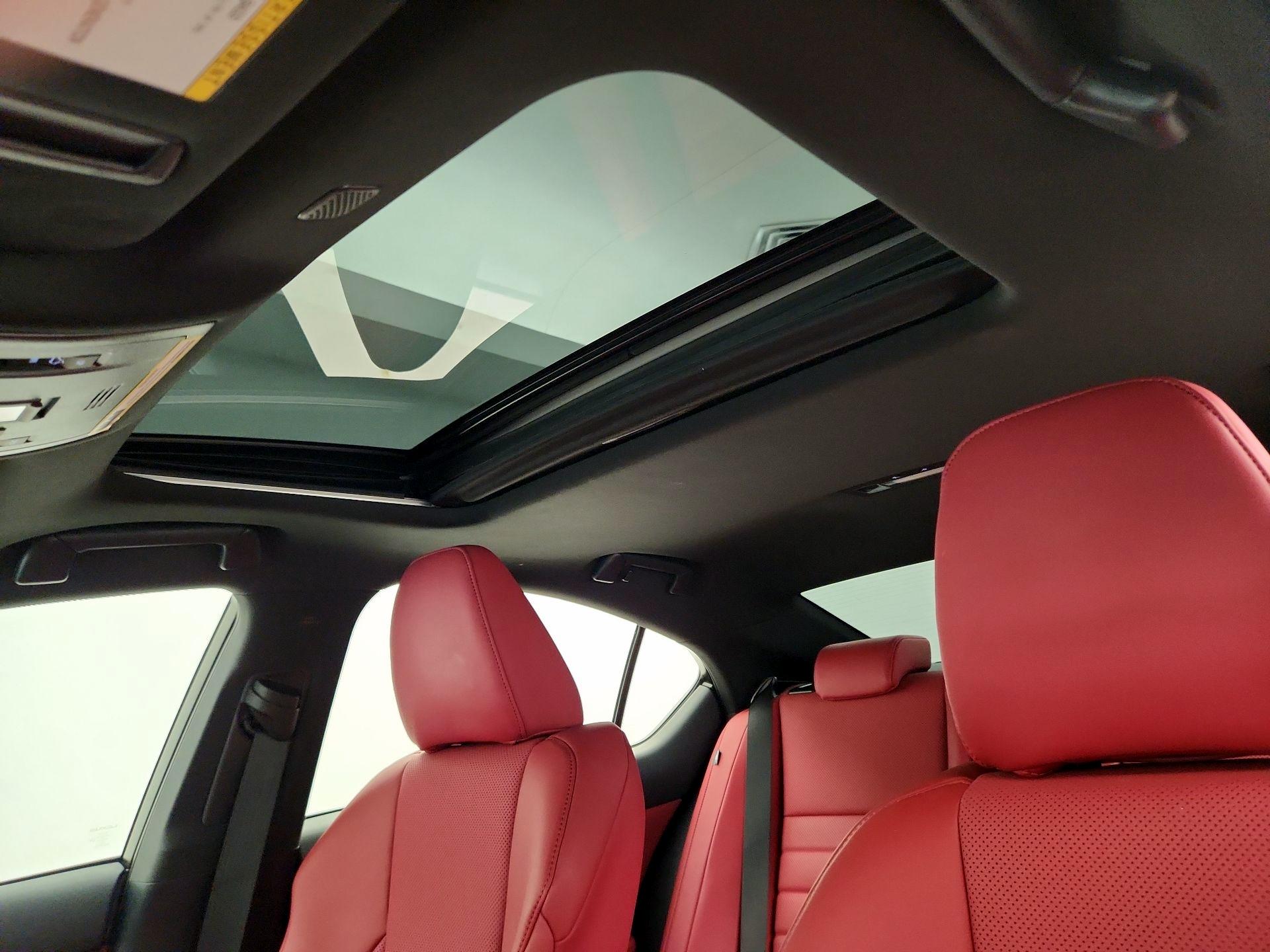 Thumbnail: 2023 Lexus IS - 20