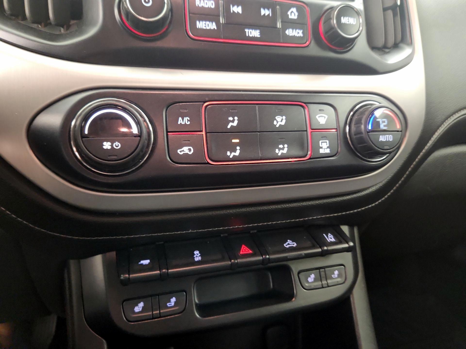 Thumbnail: 2016 GMC Canyon - 16