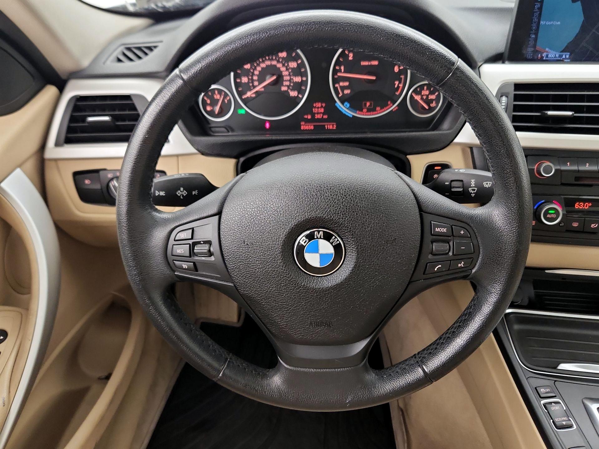 Thumbnail: 2014 BMW 3 Series - 10