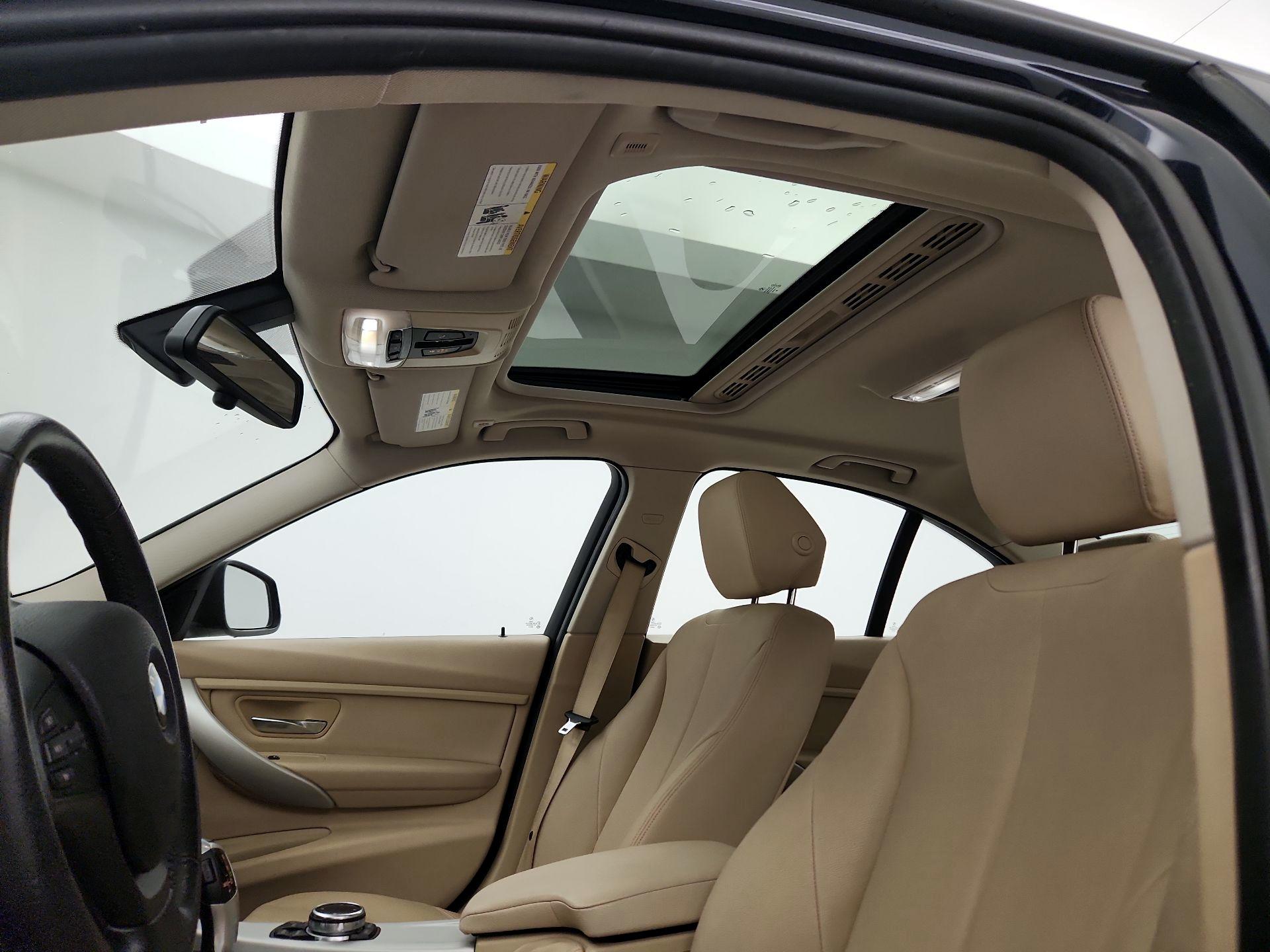 Thumbnail: 2014 BMW 3 Series - 20