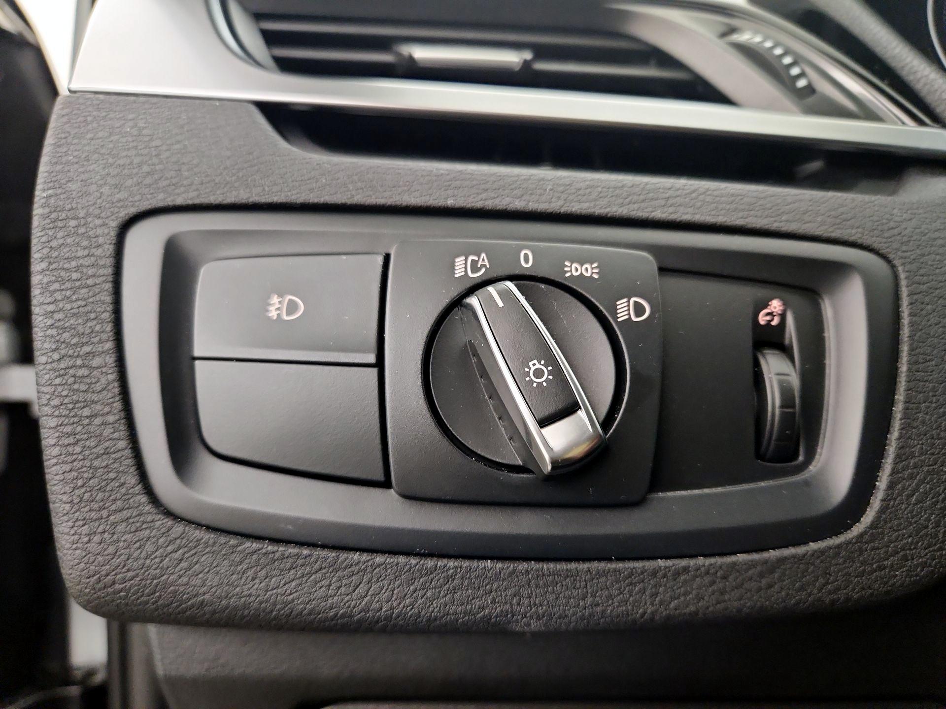 Thumbnail: 2018 BMW X1 - 13