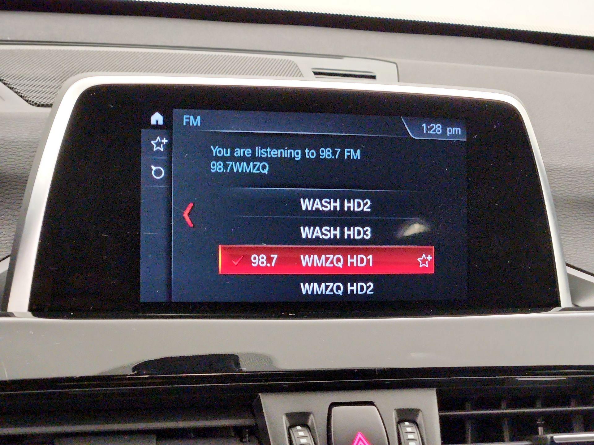 Thumbnail: 2018 BMW X1 - 16