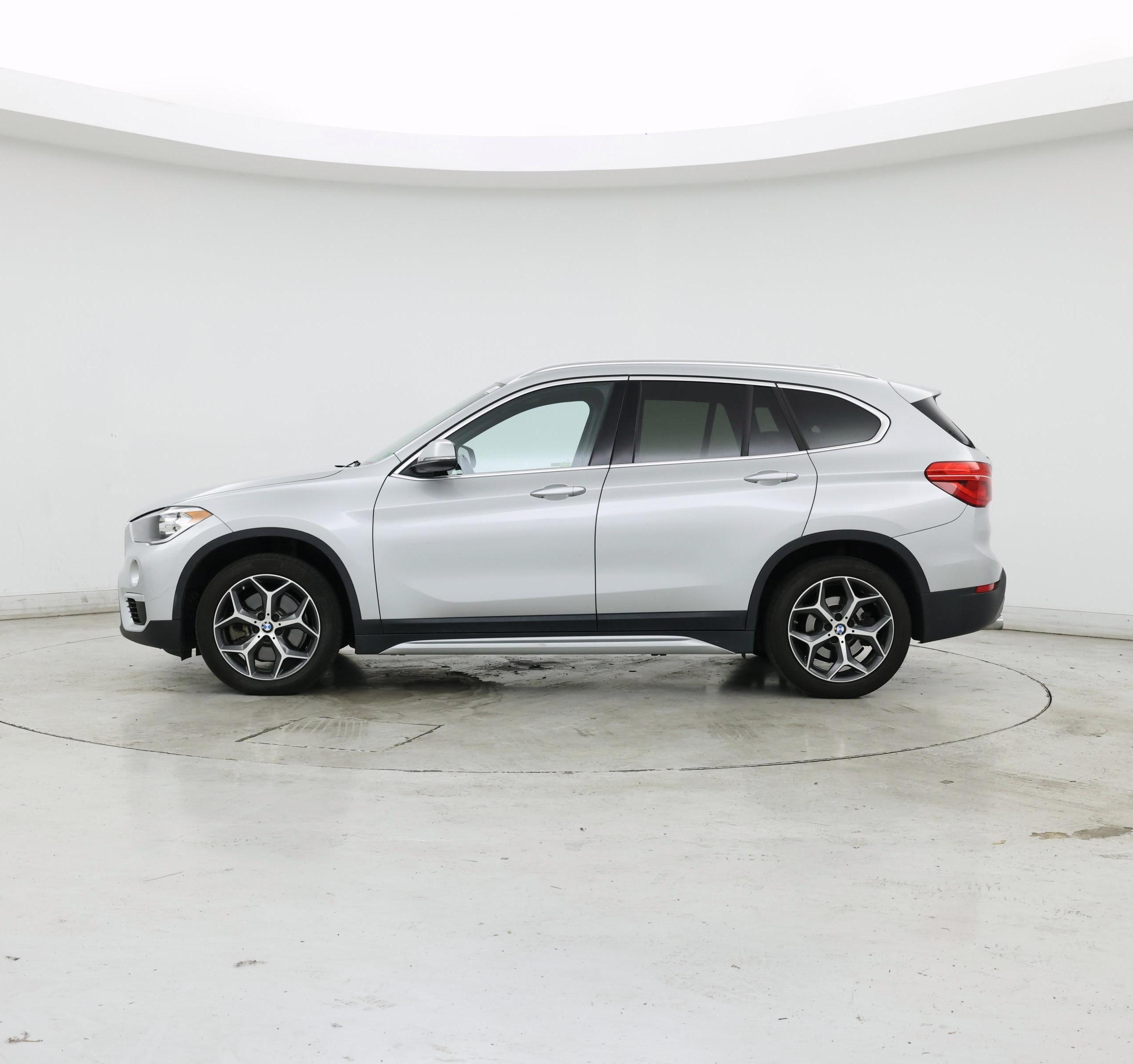 Thumbnail: 2018 BMW X1 - 3