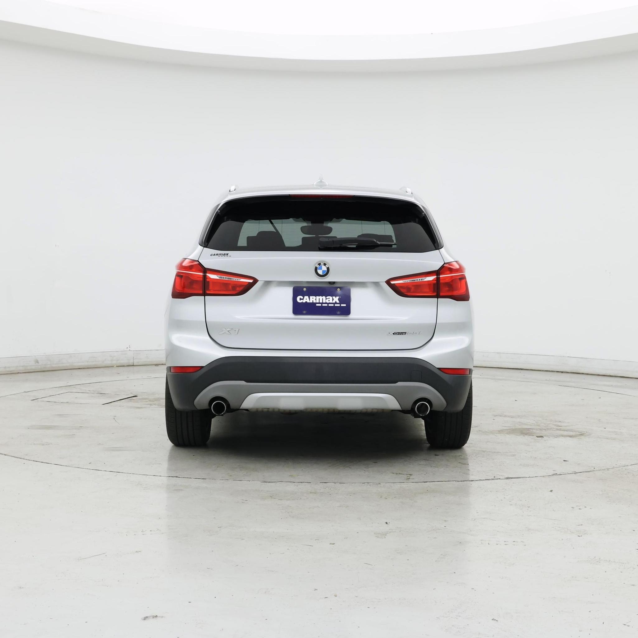 Thumbnail: 2018 BMW X1 - 6