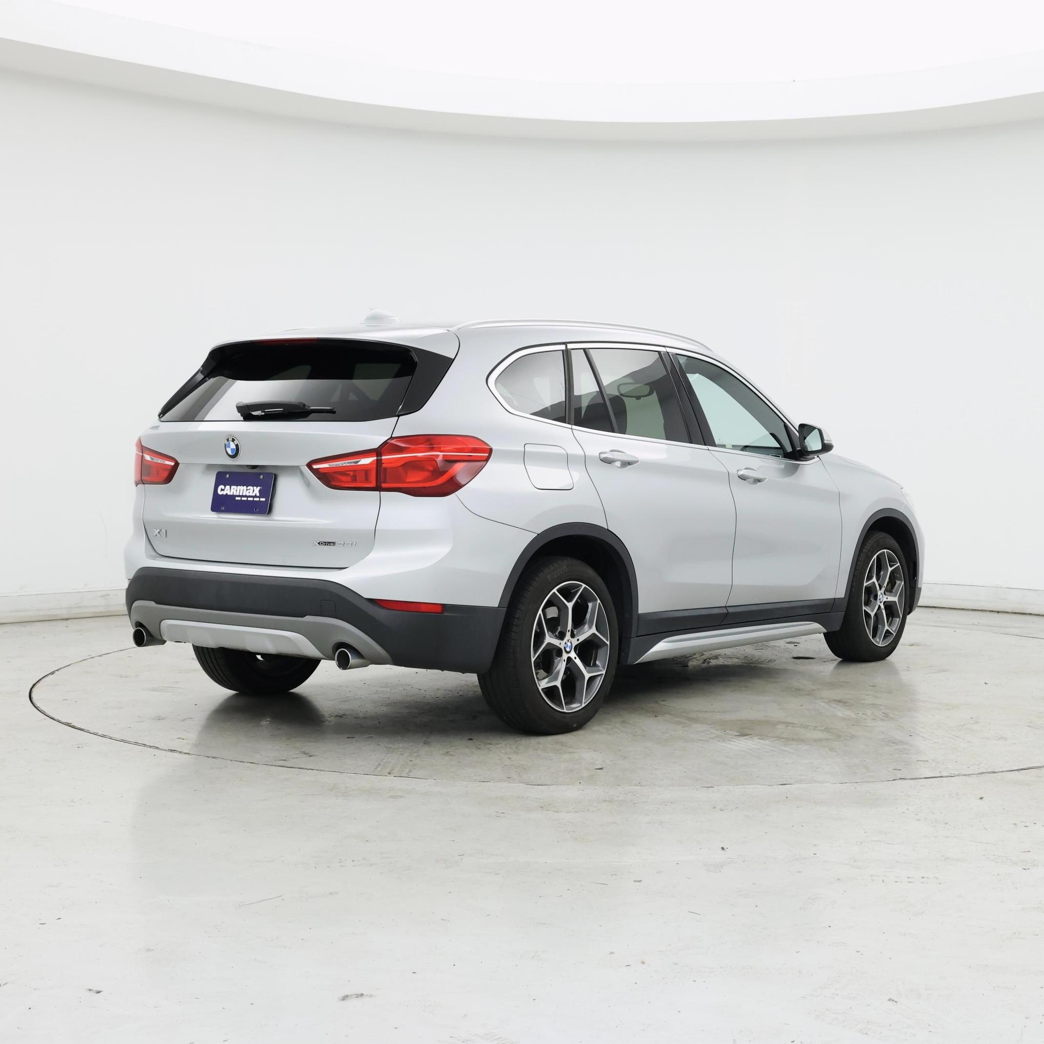 Thumbnail: 2018 BMW X1 - 8