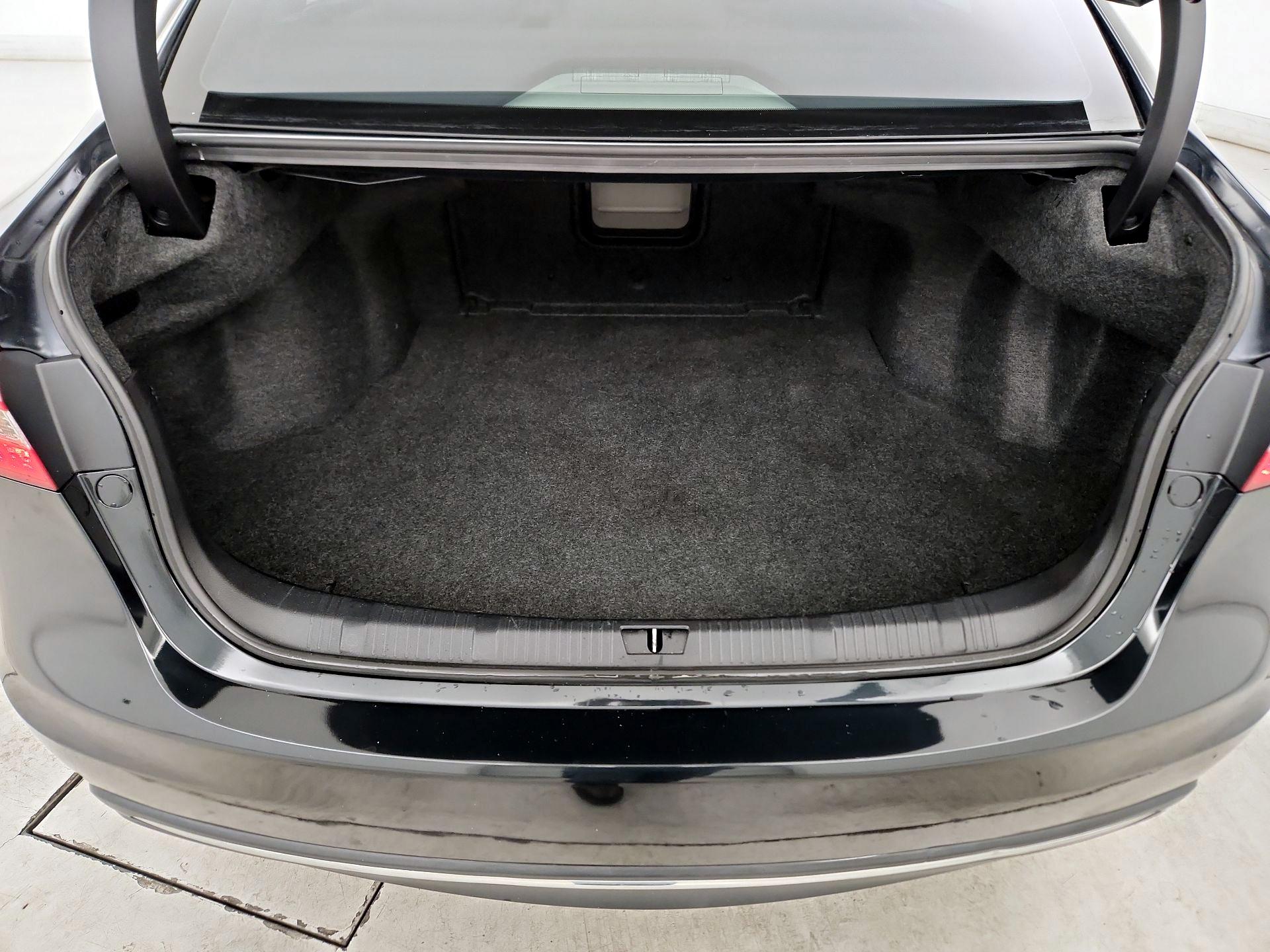 Thumbnail: 2017 Toyota Avalon - 20