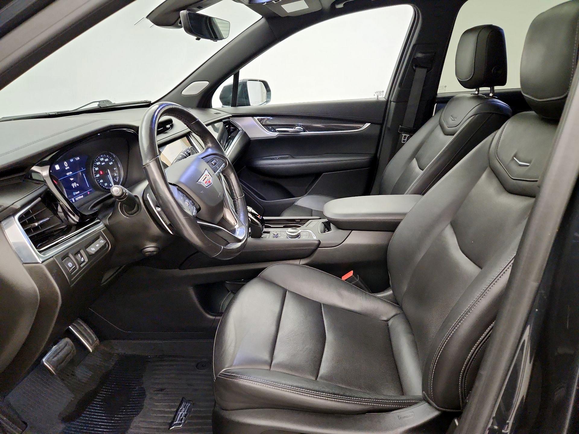 Thumbnail: 2020 Cadillac XT6 - 11