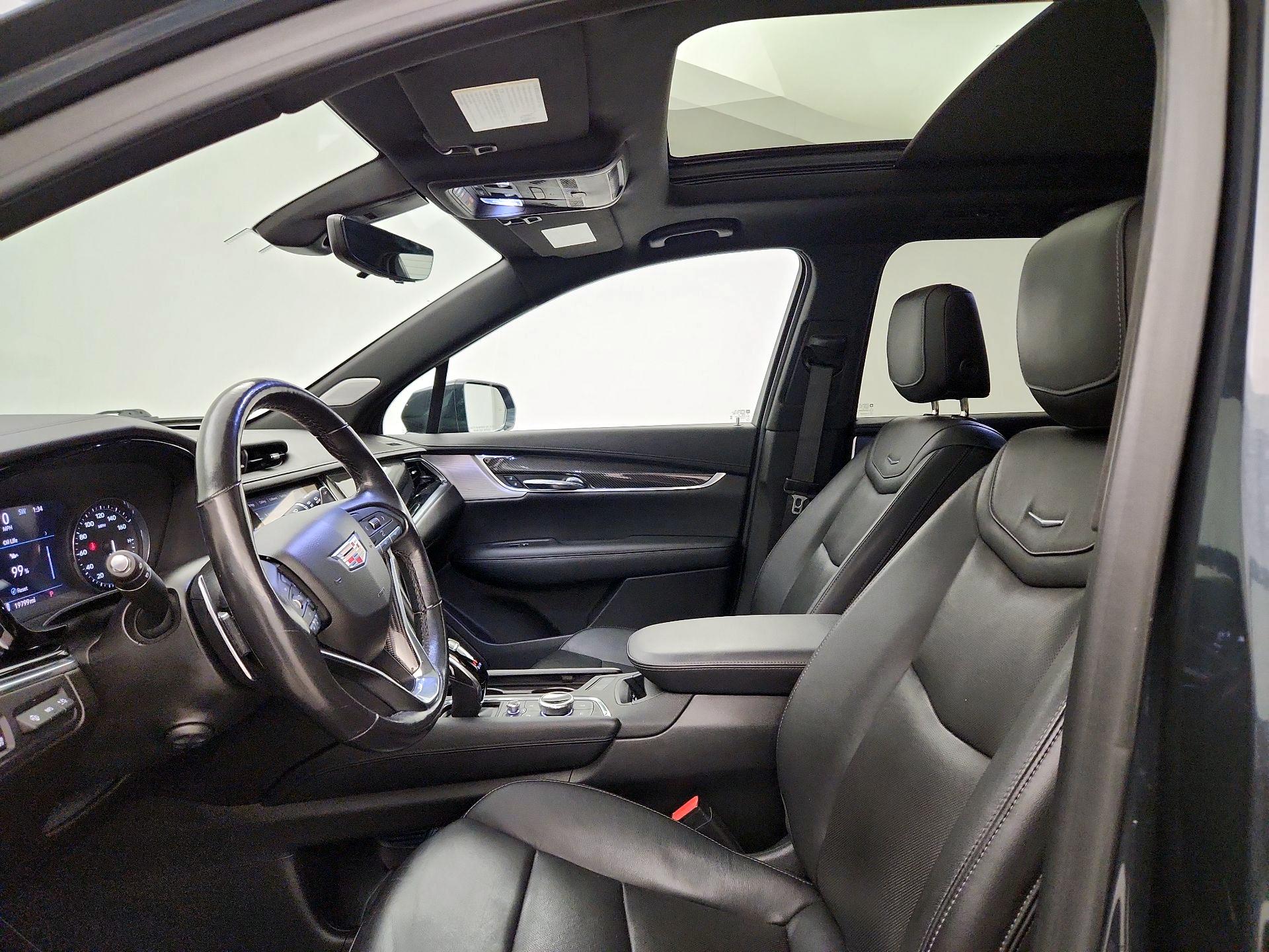 Thumbnail: 2020 Cadillac XT6 - 18