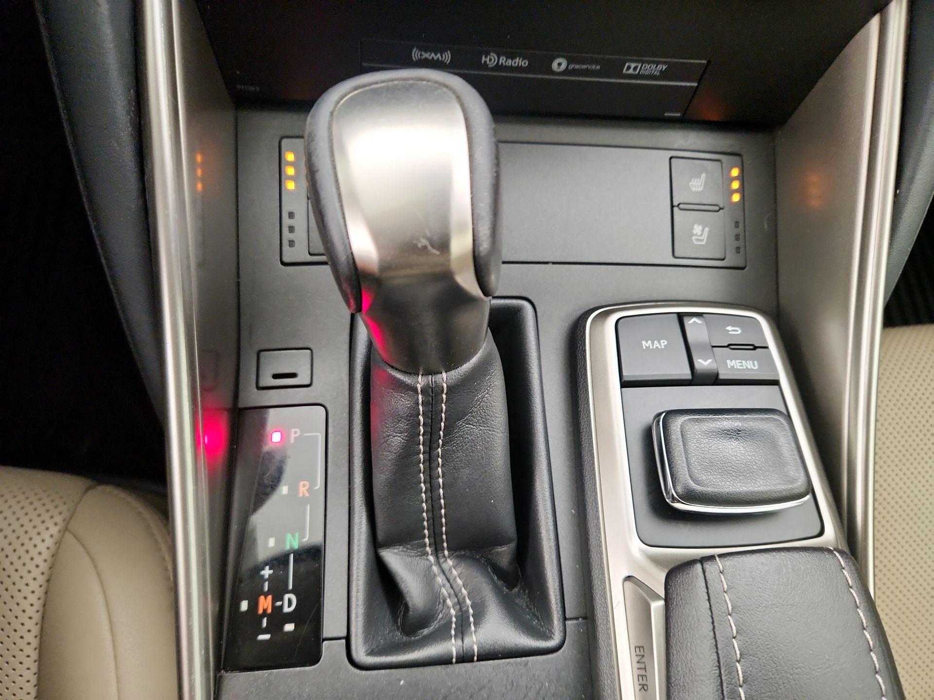 Thumbnail: 2017 Lexus IS - 18