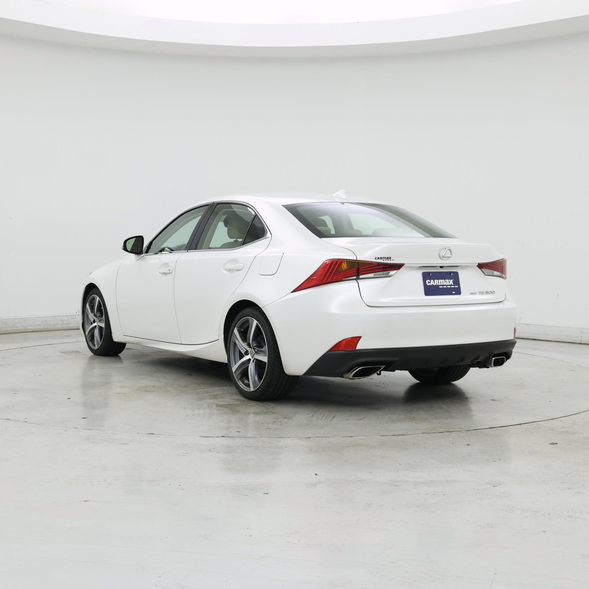 Thumbnail: 2017 Lexus IS - 2