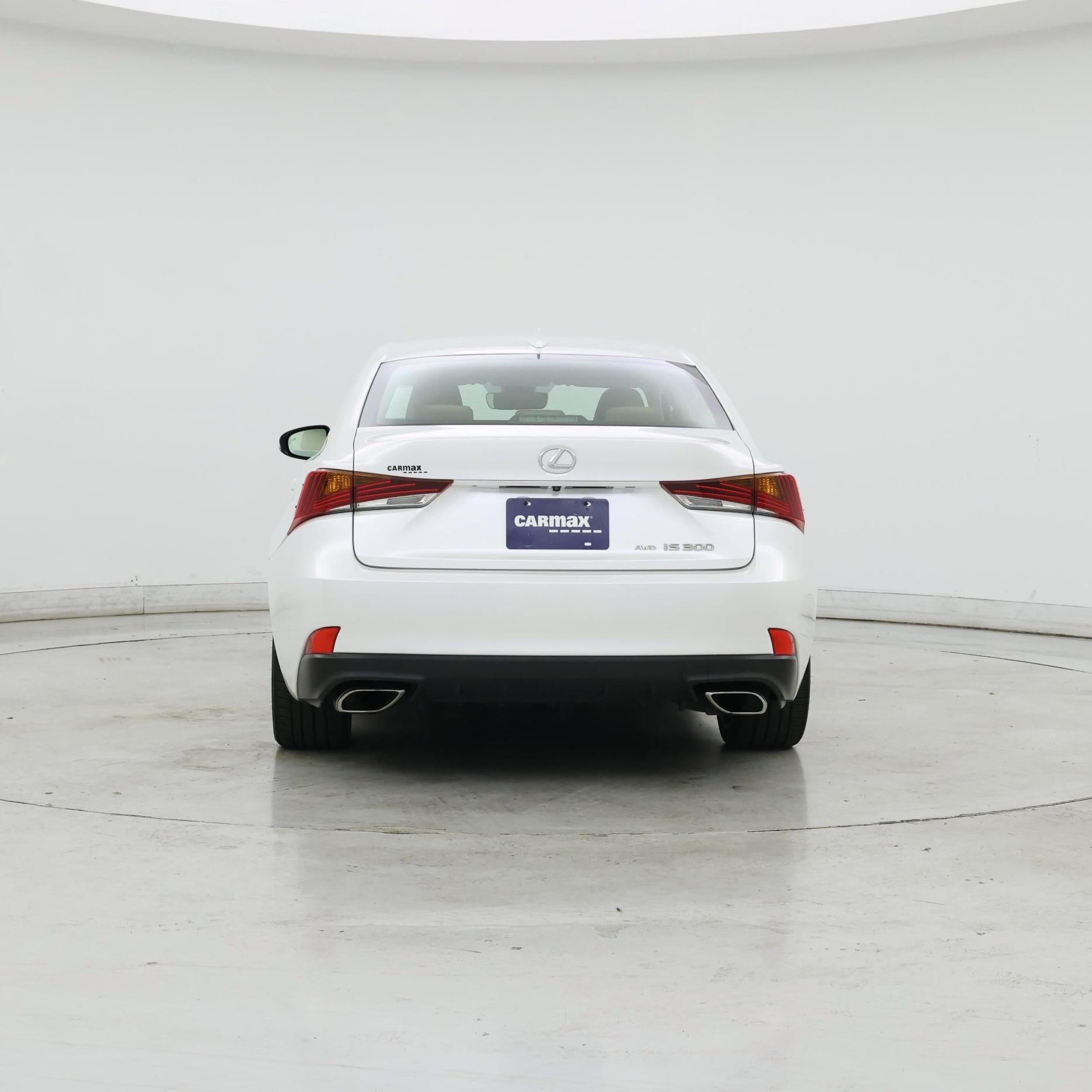 Thumbnail: 2017 Lexus IS - 6