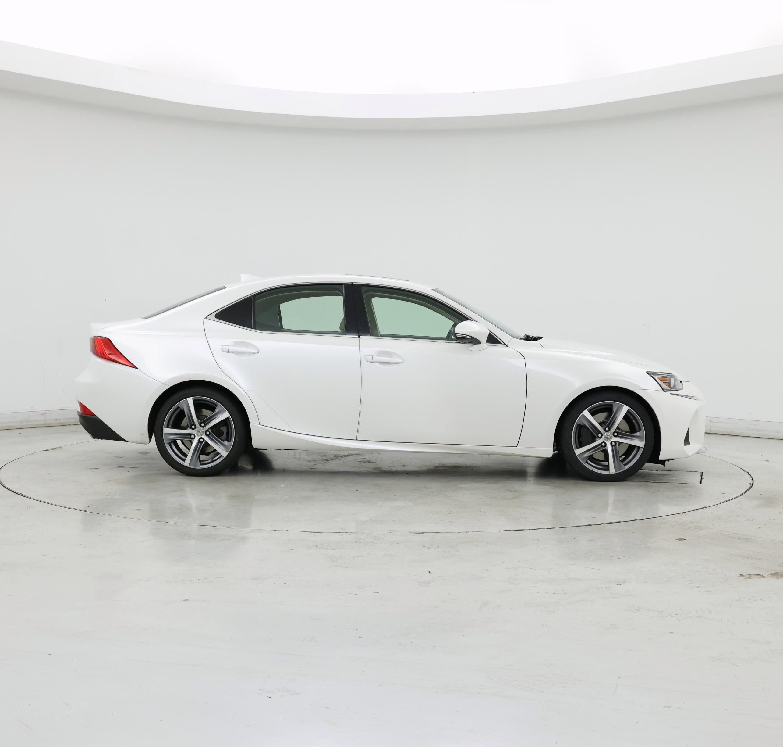 Thumbnail: 2017 Lexus IS - 7