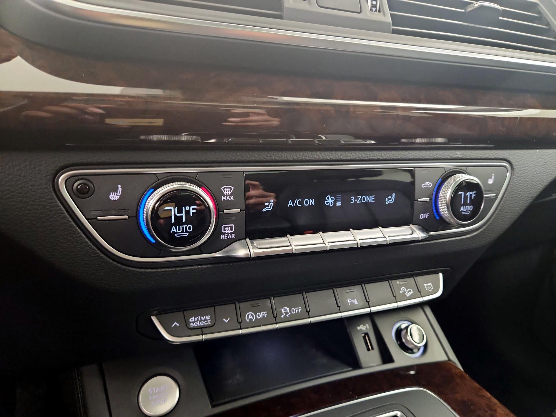 Thumbnail: 2019 Audi Q5 - 19