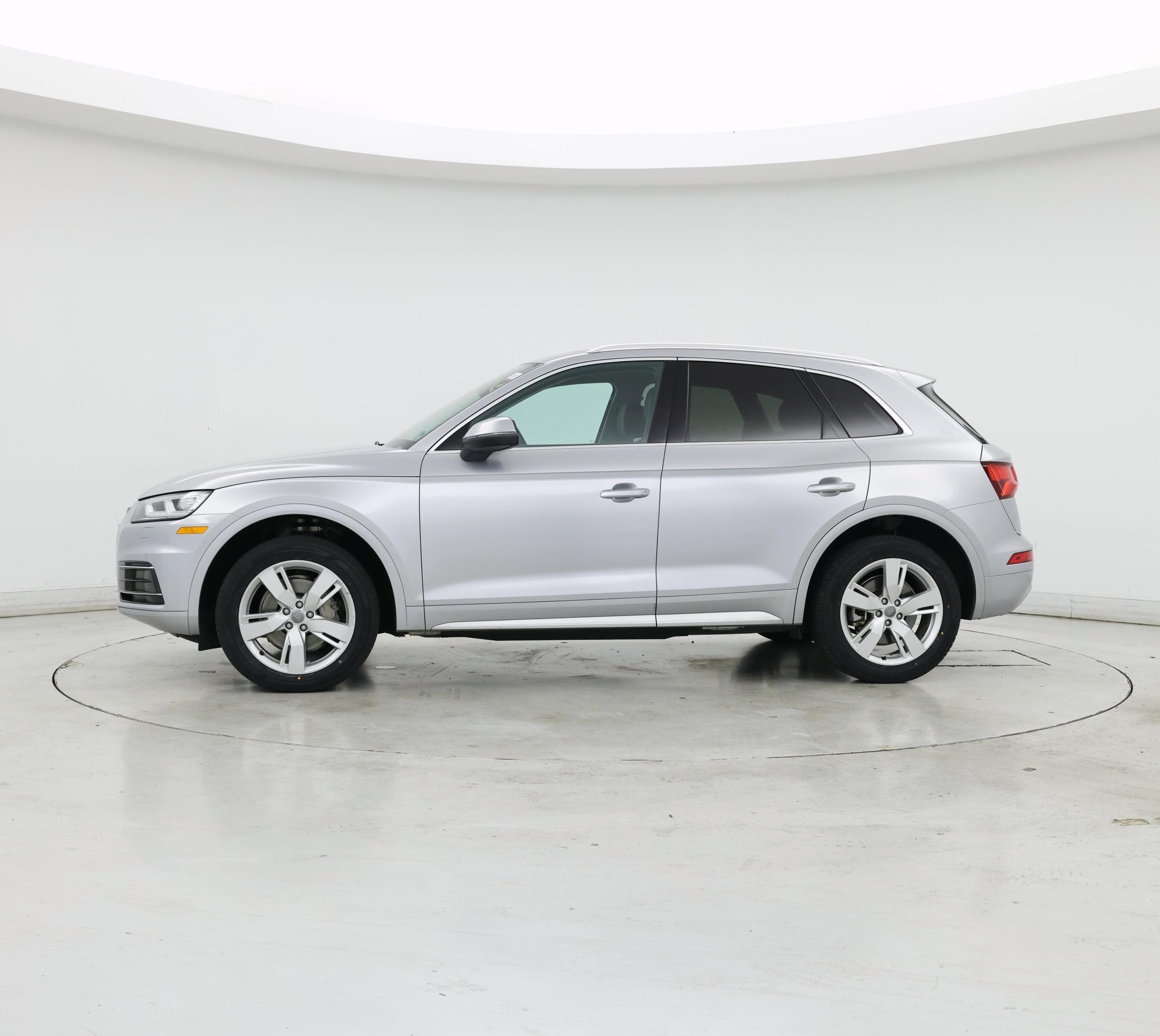Thumbnail: 2019 Audi Q5 - 3
