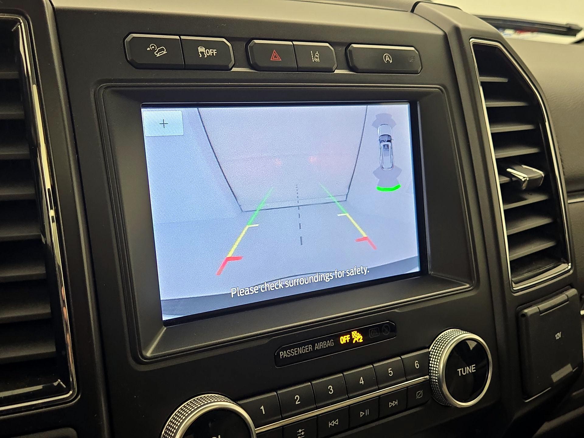 Thumbnail: 2021 Ford Expedition - 15