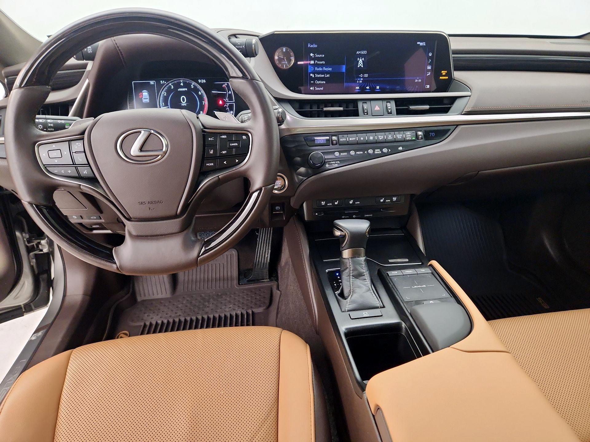 Thumbnail: 2019 Lexus ES - 9