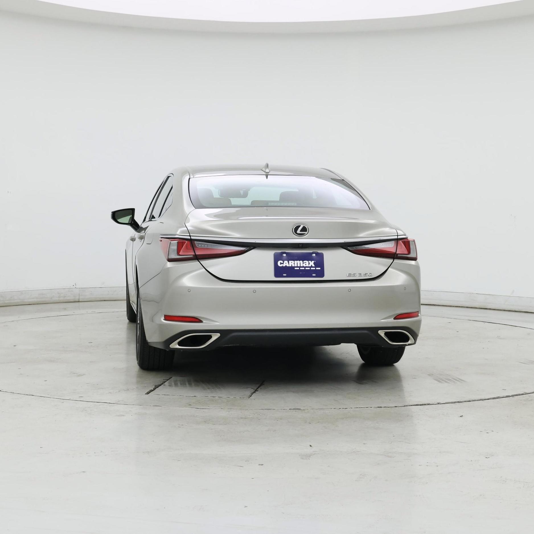 Thumbnail: 2019 Lexus ES - 6