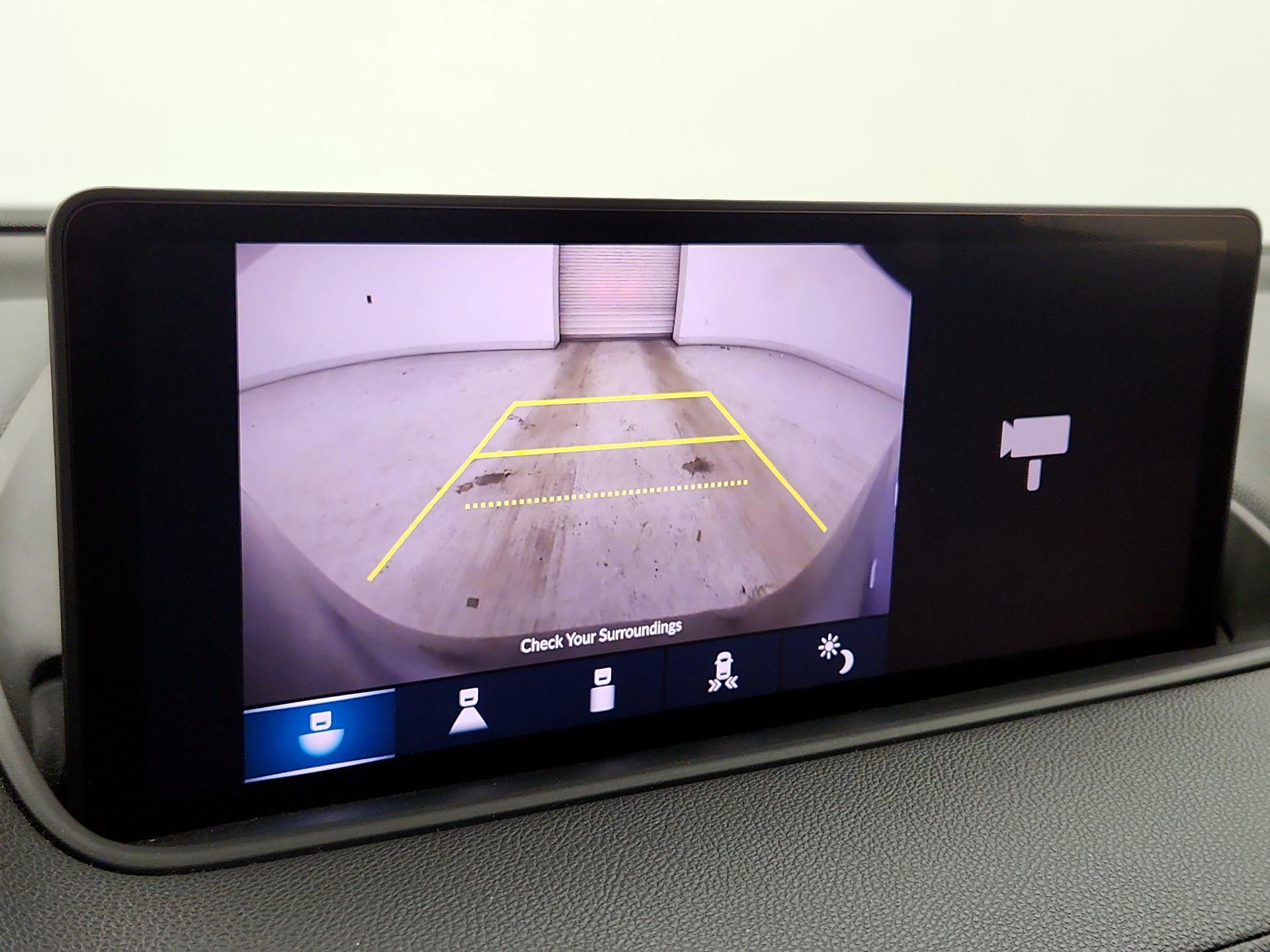 Thumbnail: 2022 Acura MDX - 14