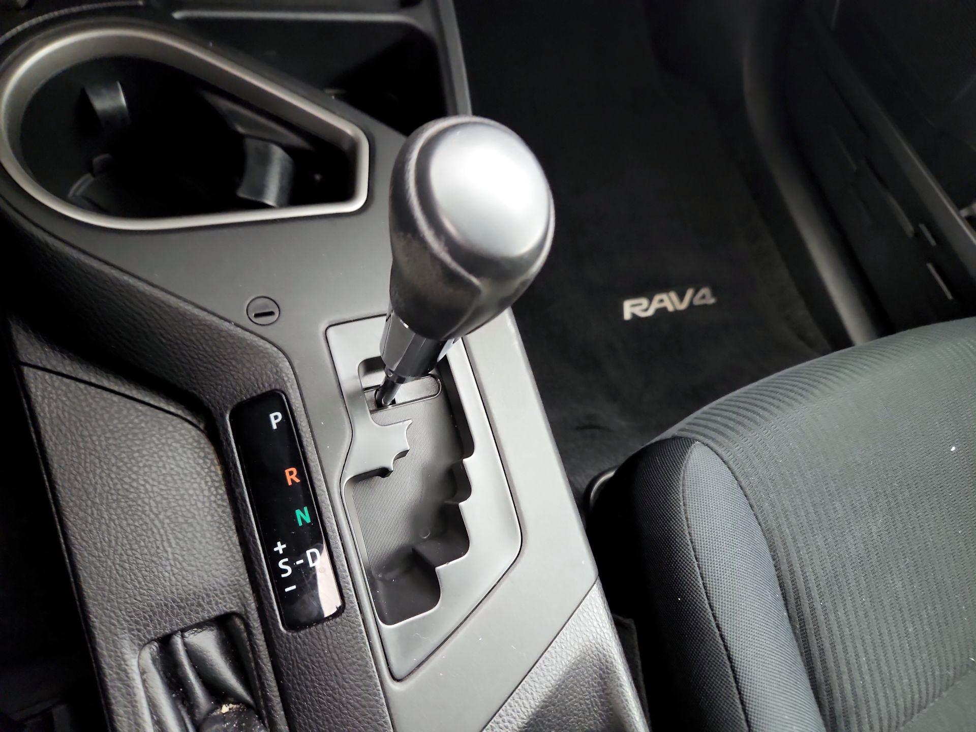 Thumbnail: 2017 Toyota RAV4 - 17