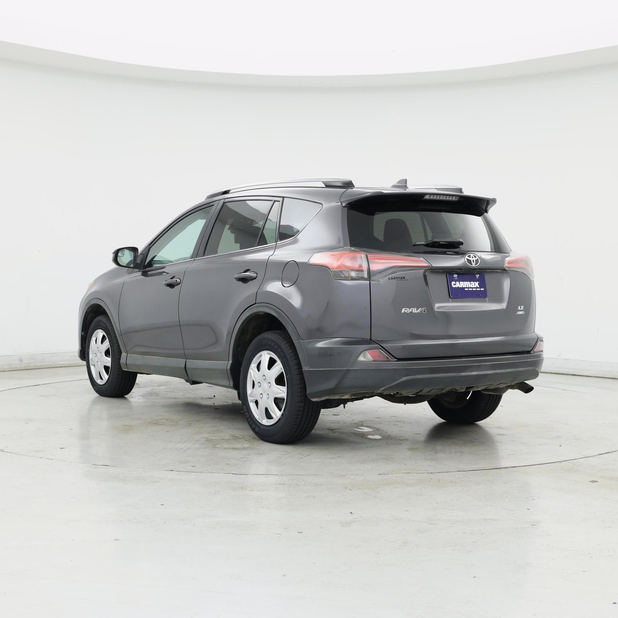 Thumbnail: 2017 Toyota RAV4 - 2