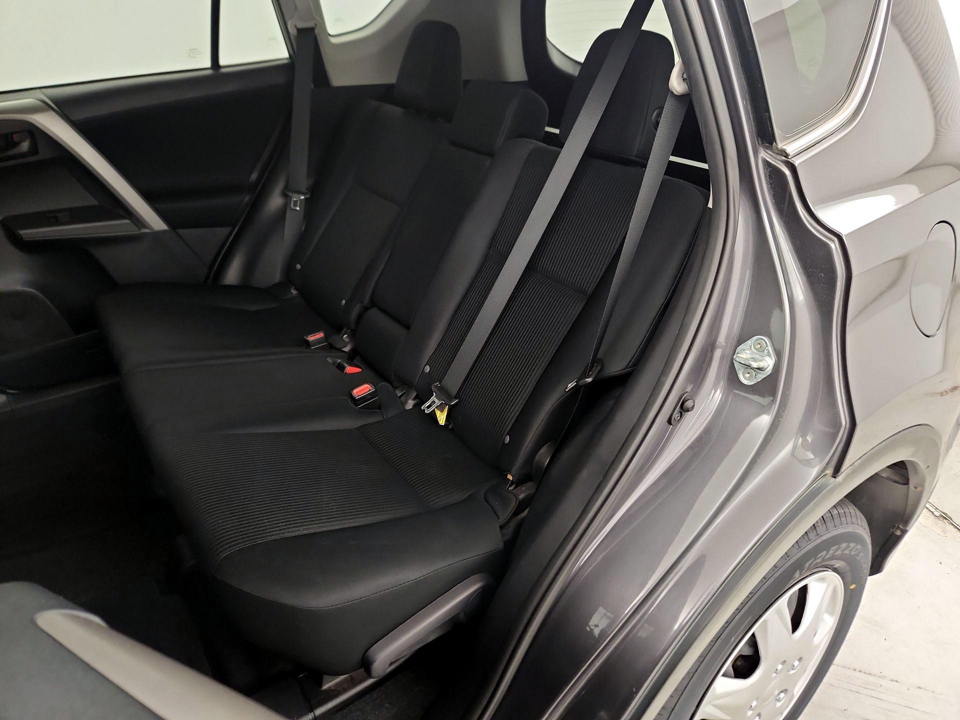 Thumbnail: 2017 Toyota RAV4 - 19