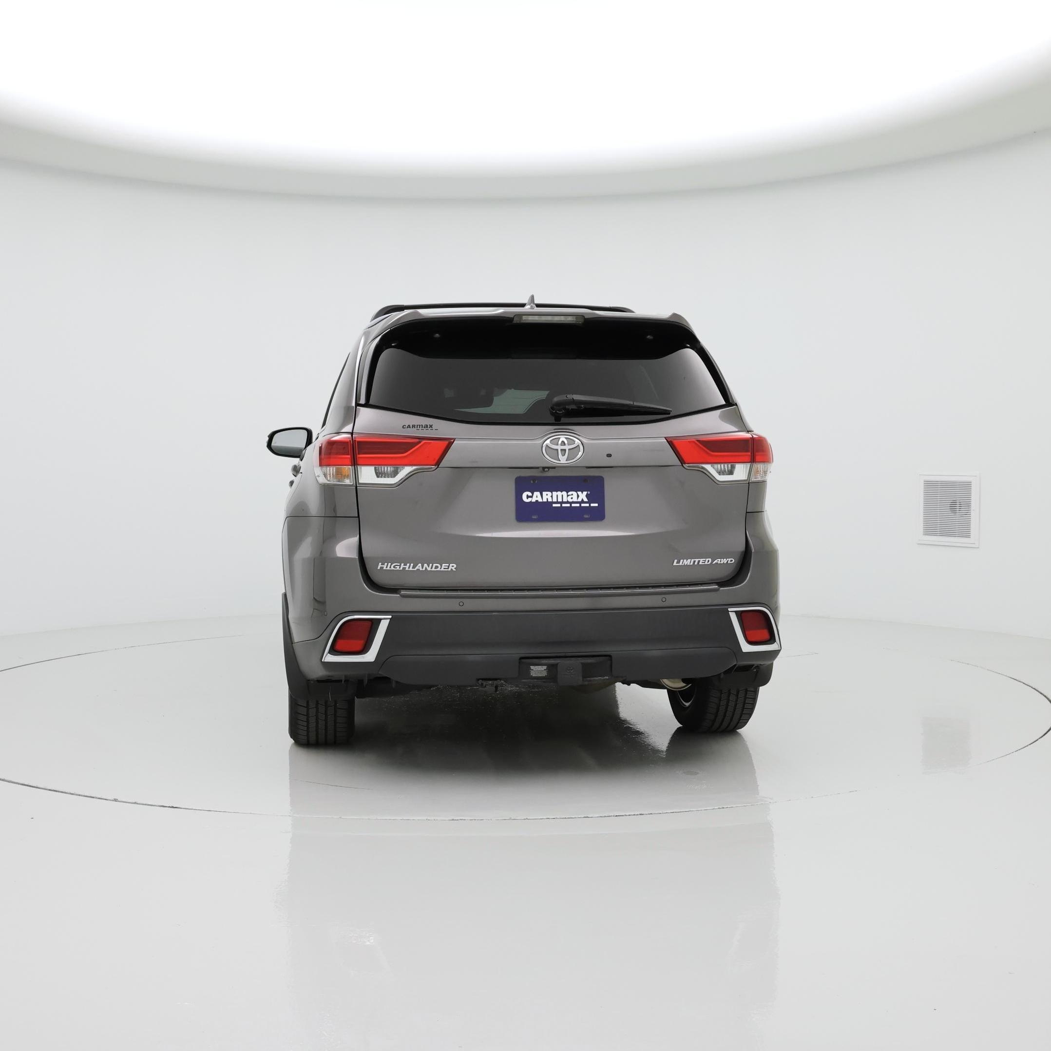 Thumbnail: 2017 Toyota Highlander - 6