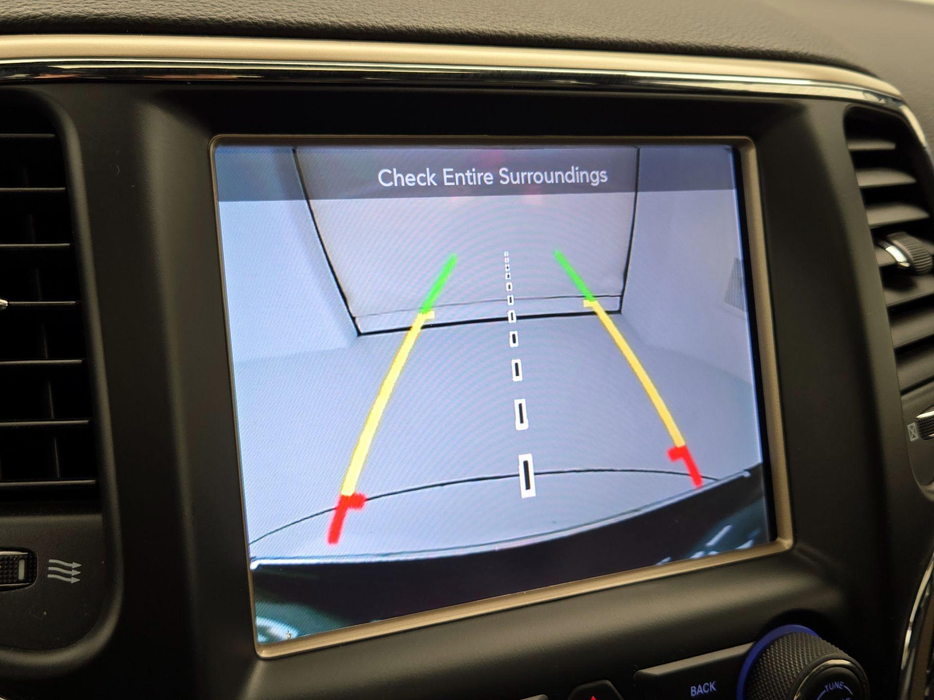 Thumbnail: 2017 Jeep Grand Cherokee - 15