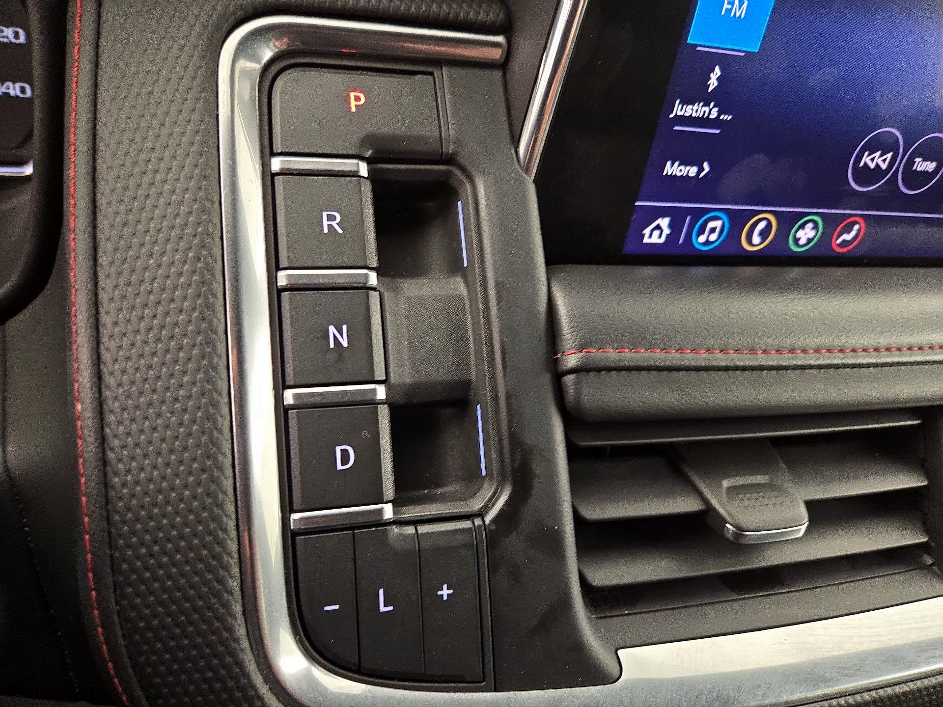 Thumbnail: 2021 Chevrolet Tahoe - 17