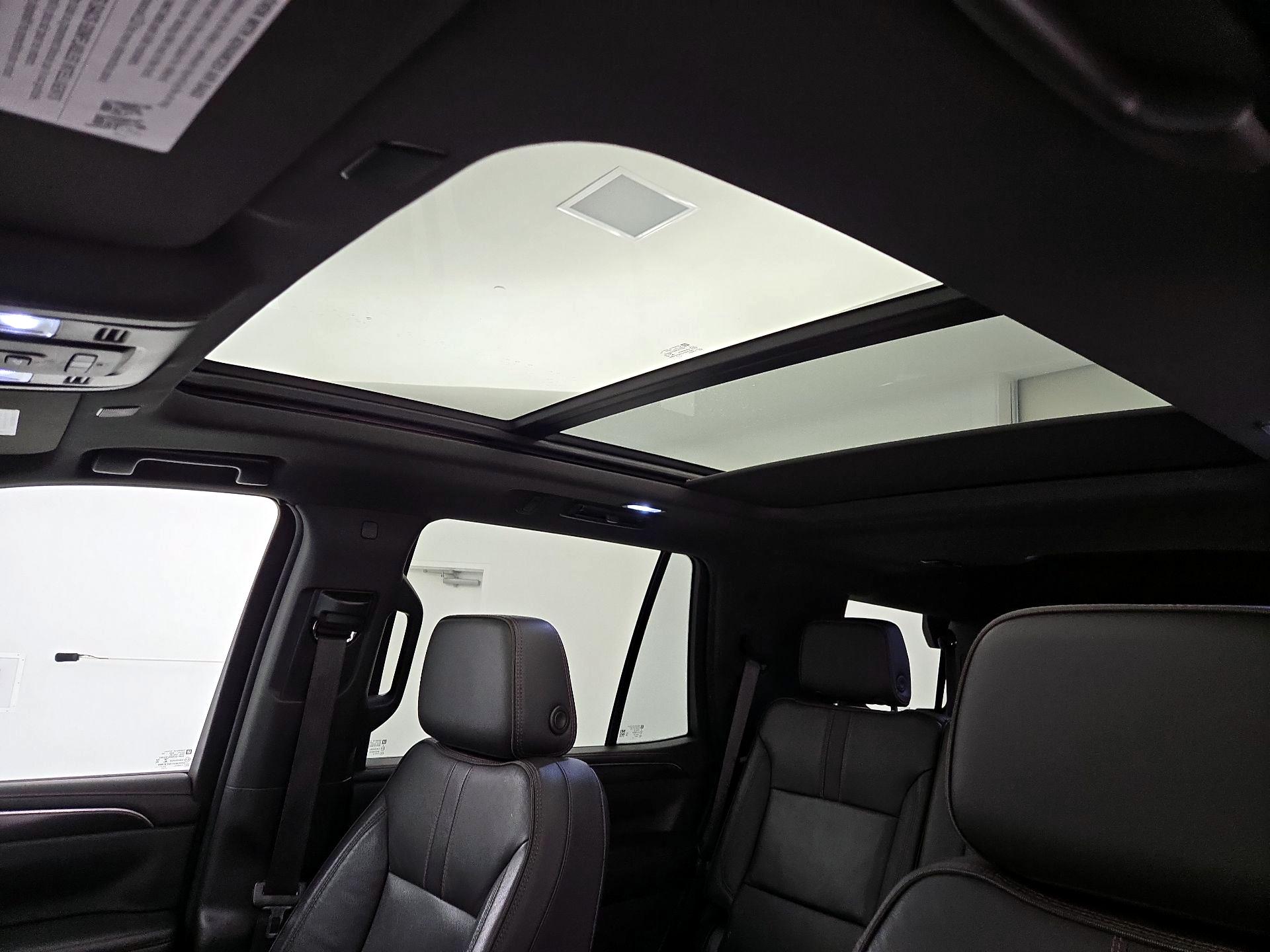 Thumbnail: 2021 Chevrolet Tahoe - 19