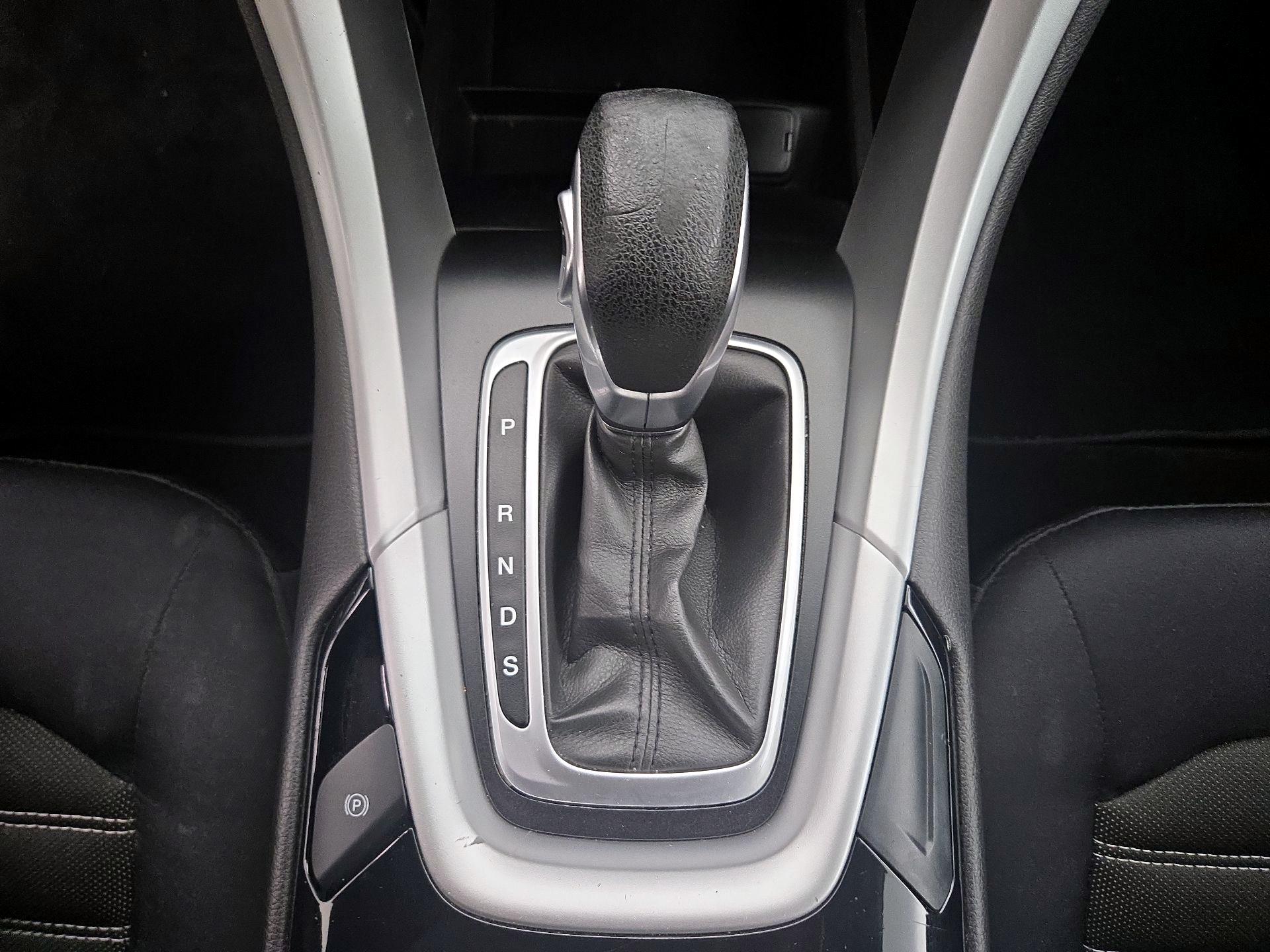 Thumbnail: 2015 Ford Fusion - 17