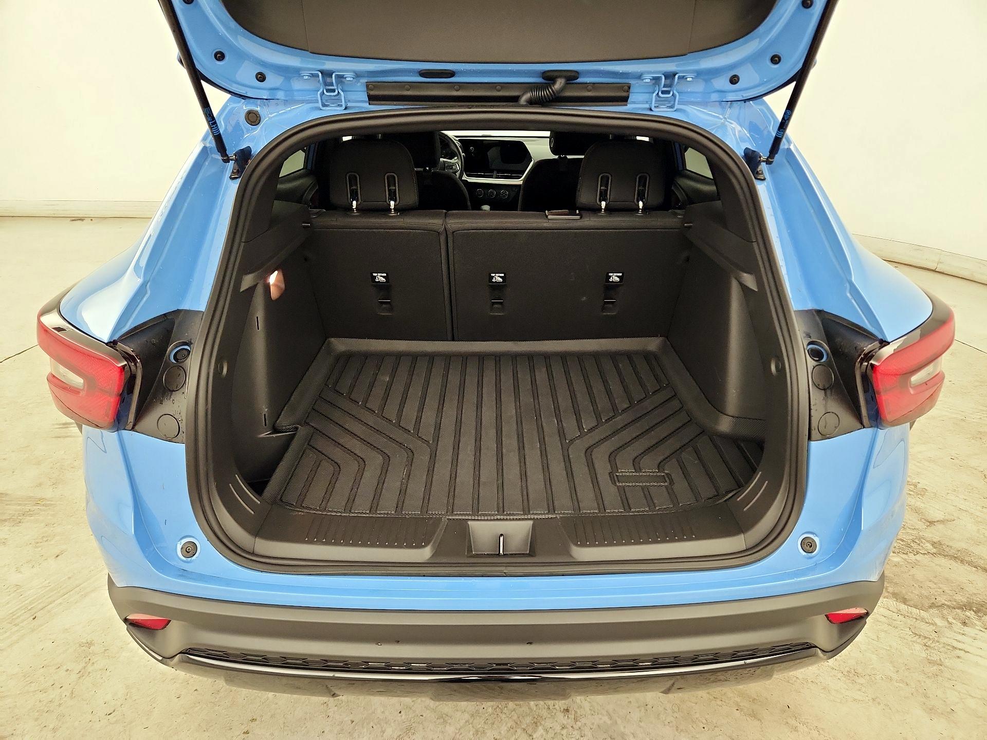 Thumbnail: 2024 Chevrolet Trax - 20