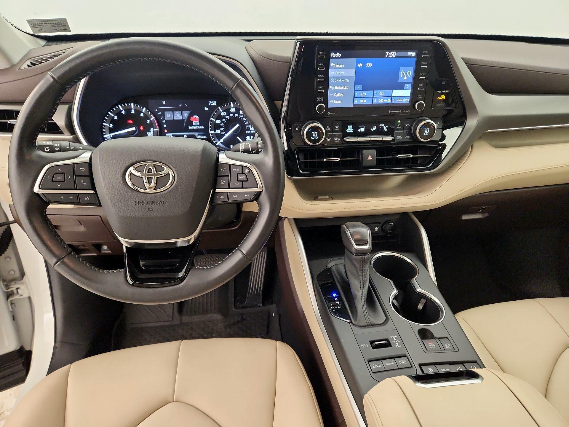 Thumbnail: 2021 Toyota Highlander - 9