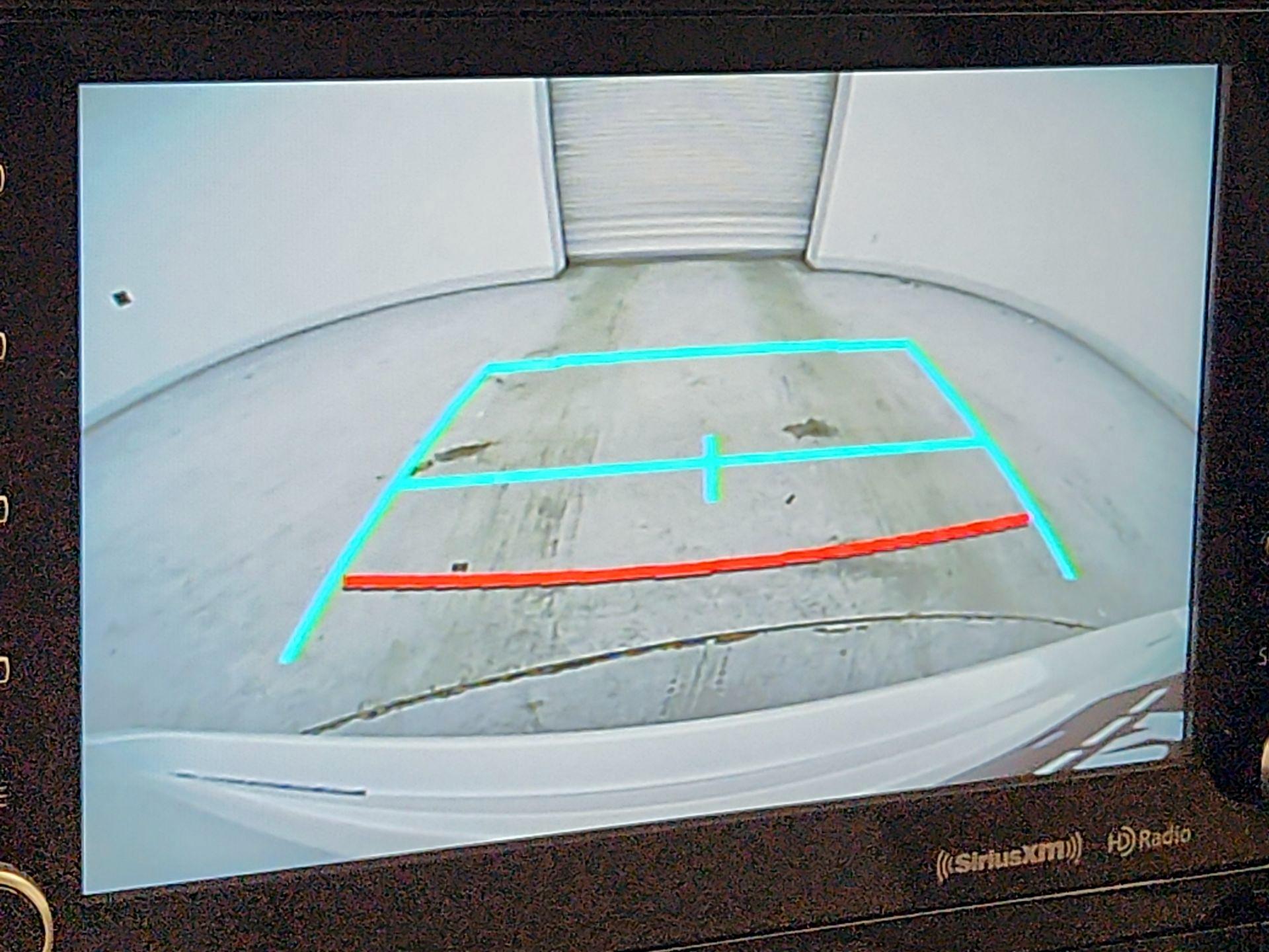 Thumbnail: 2021 Toyota Highlander - 14