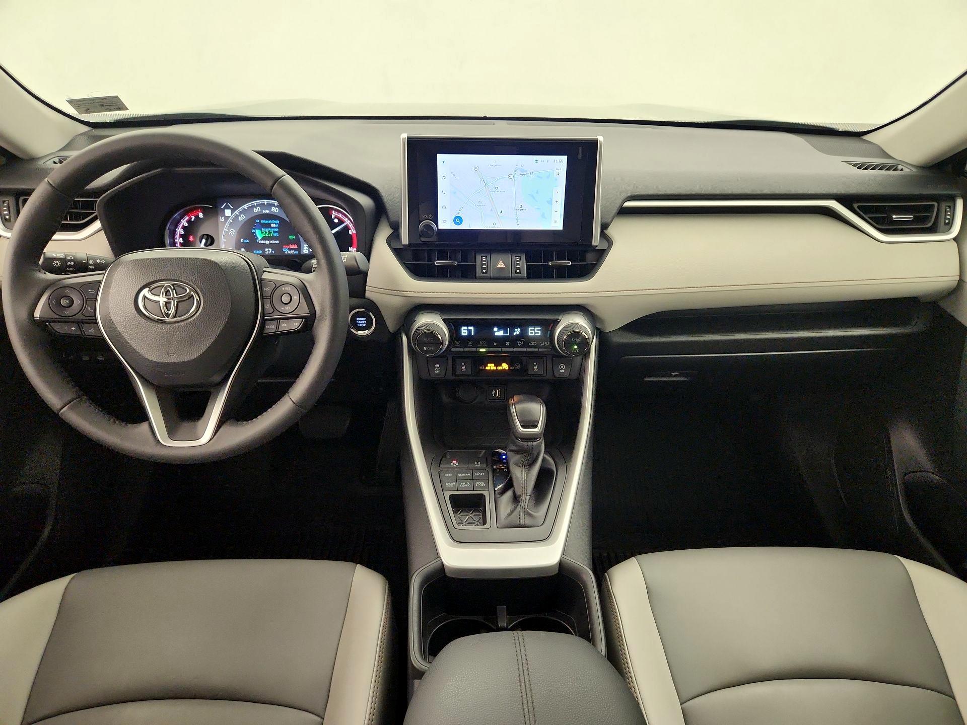 Thumbnail: 2023 Toyota RAV4 - 9