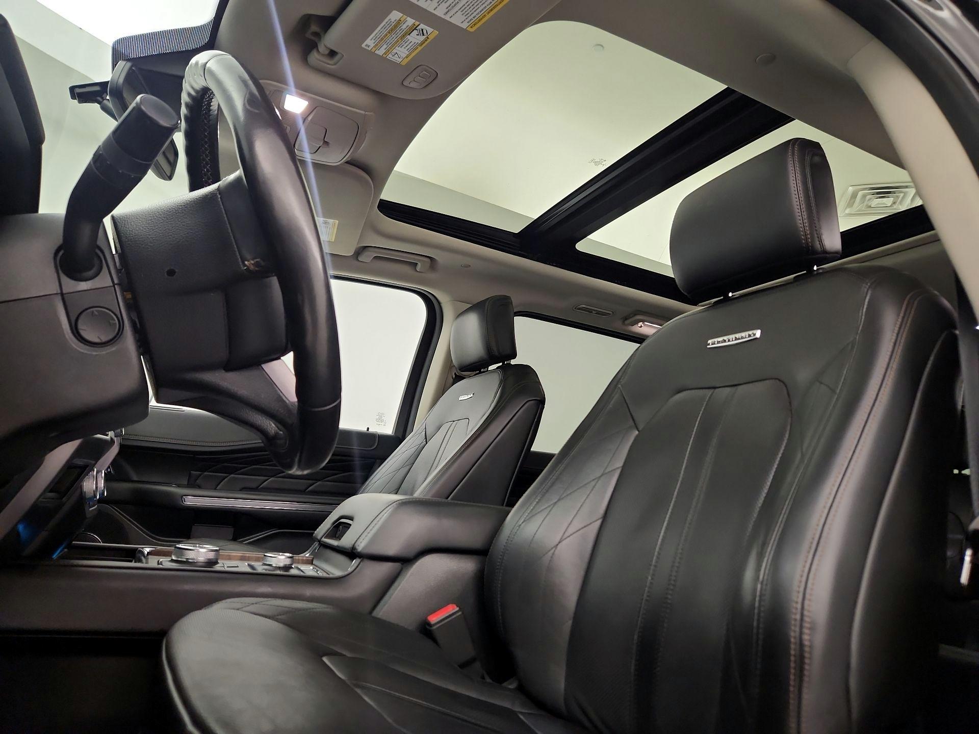 Thumbnail: 2019 Ford Expedition - 20