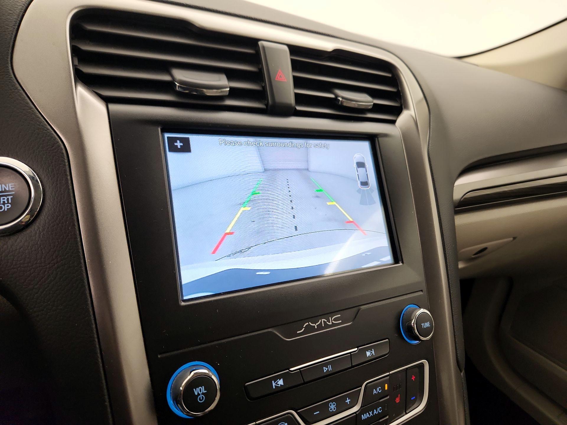 Thumbnail: 2019 Ford Fusion - 15