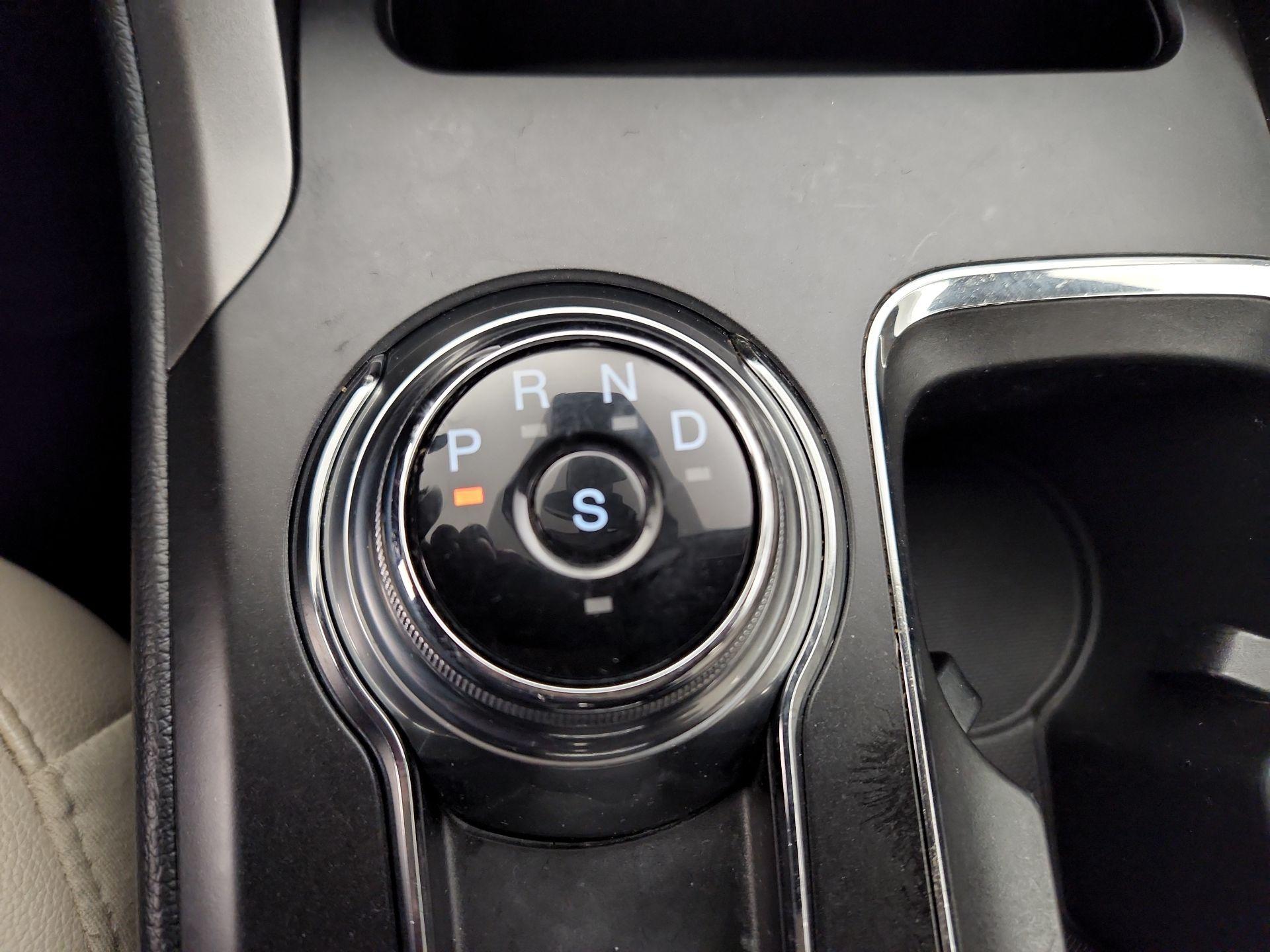 Thumbnail: 2019 Ford Fusion - 18