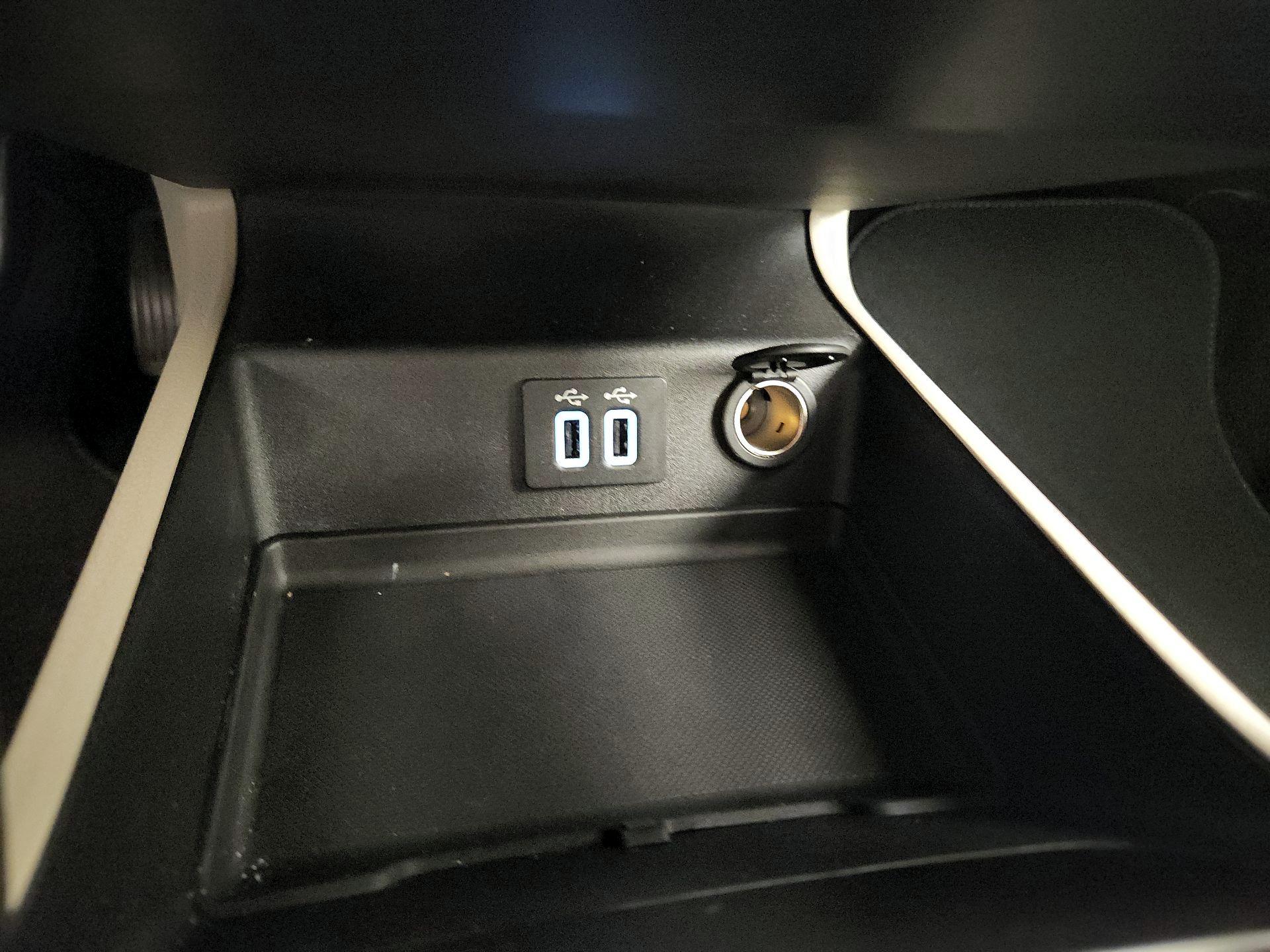 Thumbnail: 2019 Ford Fusion - 19